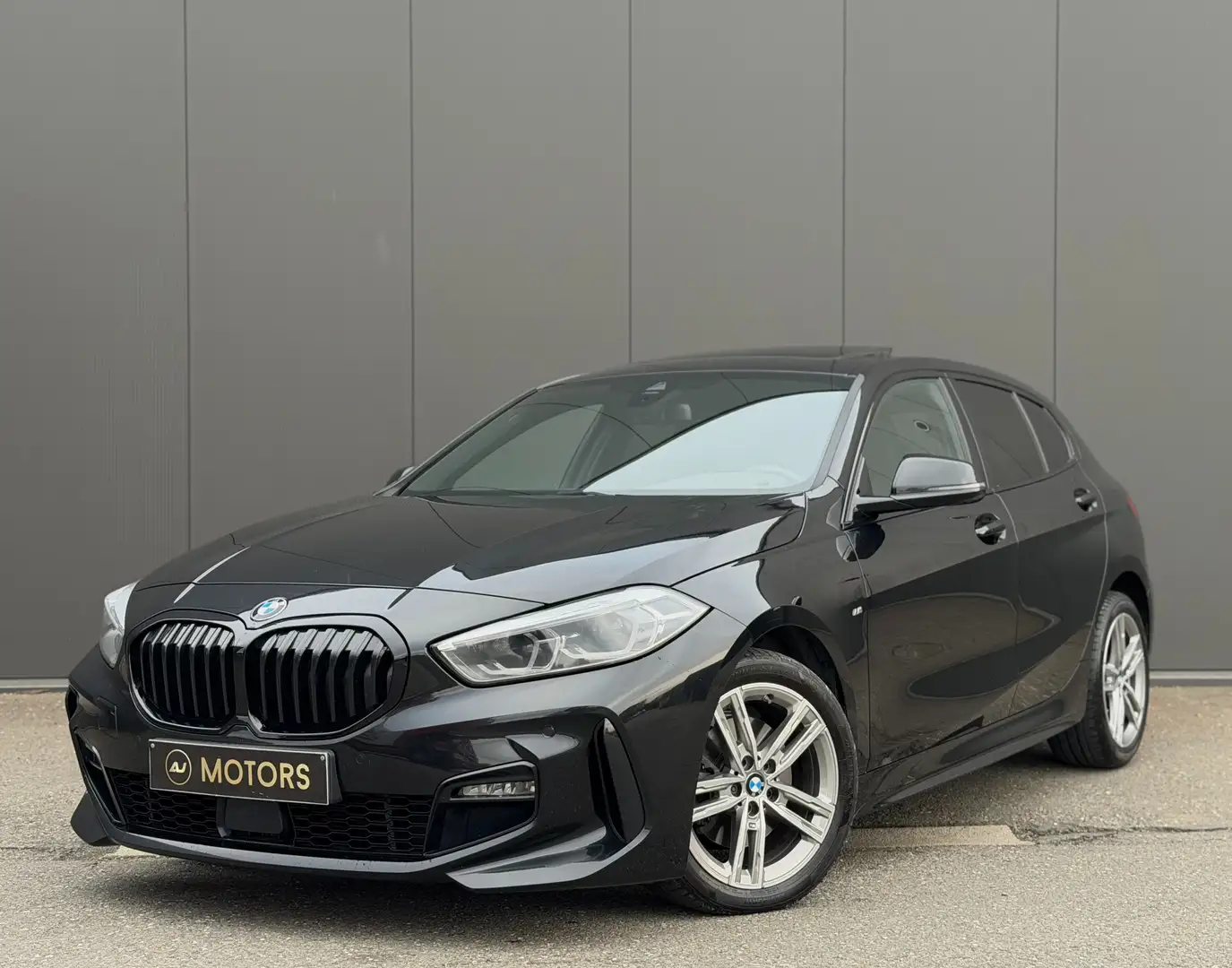 BMW 116 dA 116cv - Pack M - Toit ouvrant - Hifi - Cockpit Noir - 1