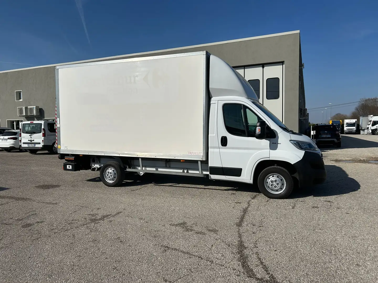 Fiat Ducato con sponda, Euro 6 Bianco - 1
