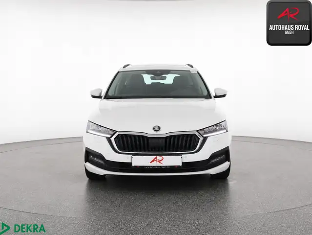 Skoda Octavia view 8