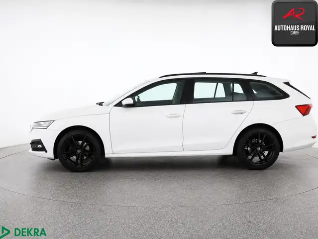 Skoda Octavia view 2