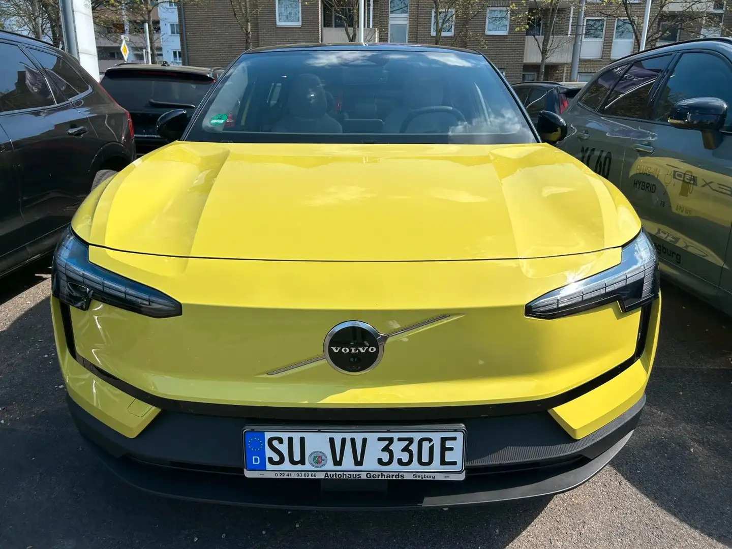 Volvo EX30 Twin Motor Performance AWD Ultra Gelb - 2