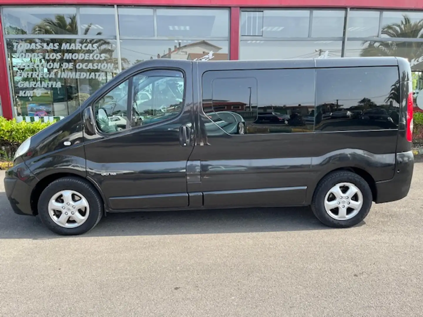 Renault Trafic Traf. 2.0dCi Generation Privilege 115 Negro - 2