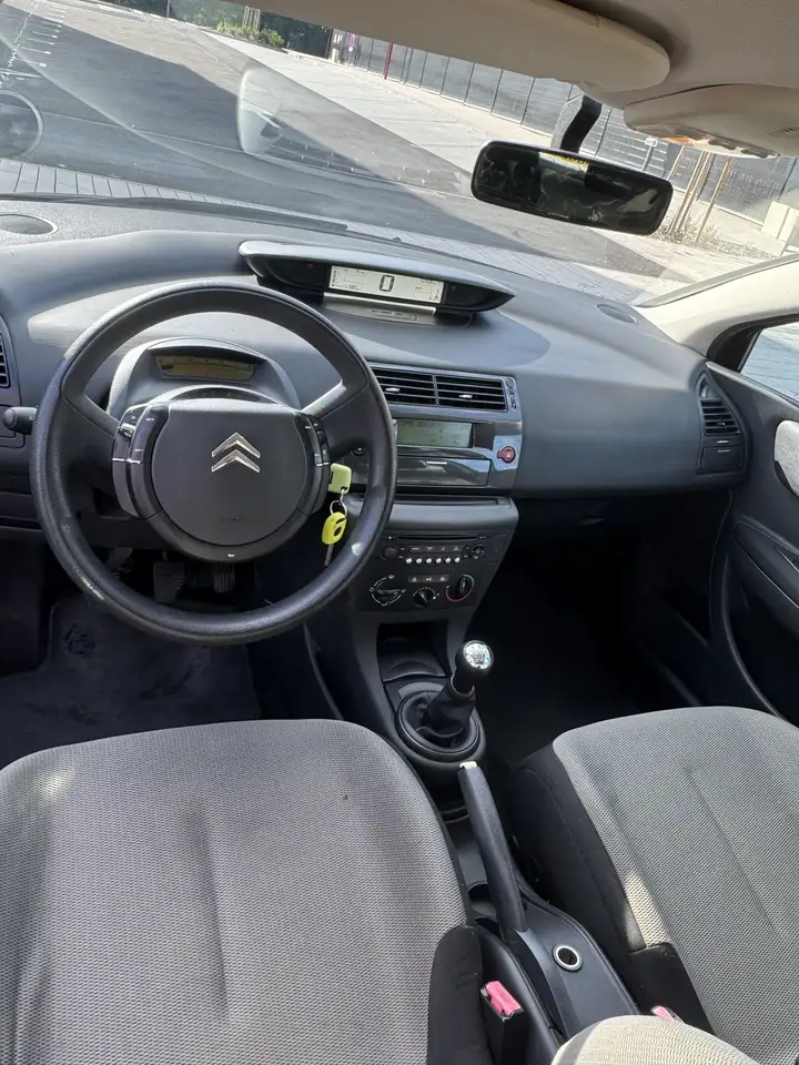 Citroen C4 Coupé — photo 3