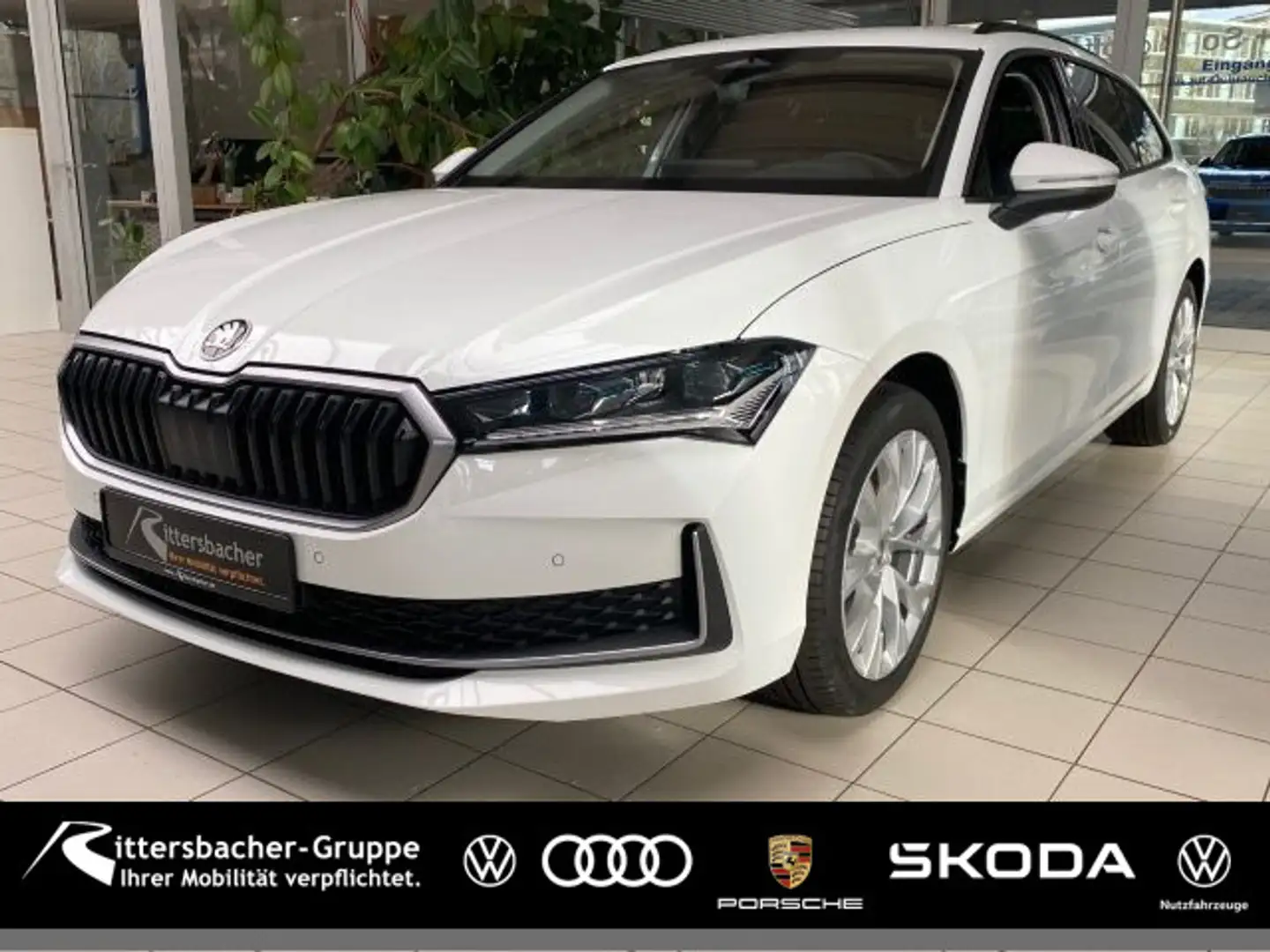 Skoda Superb Combi Selection 1,5 TSI mHEV 7-Gang autom Weiß - 1