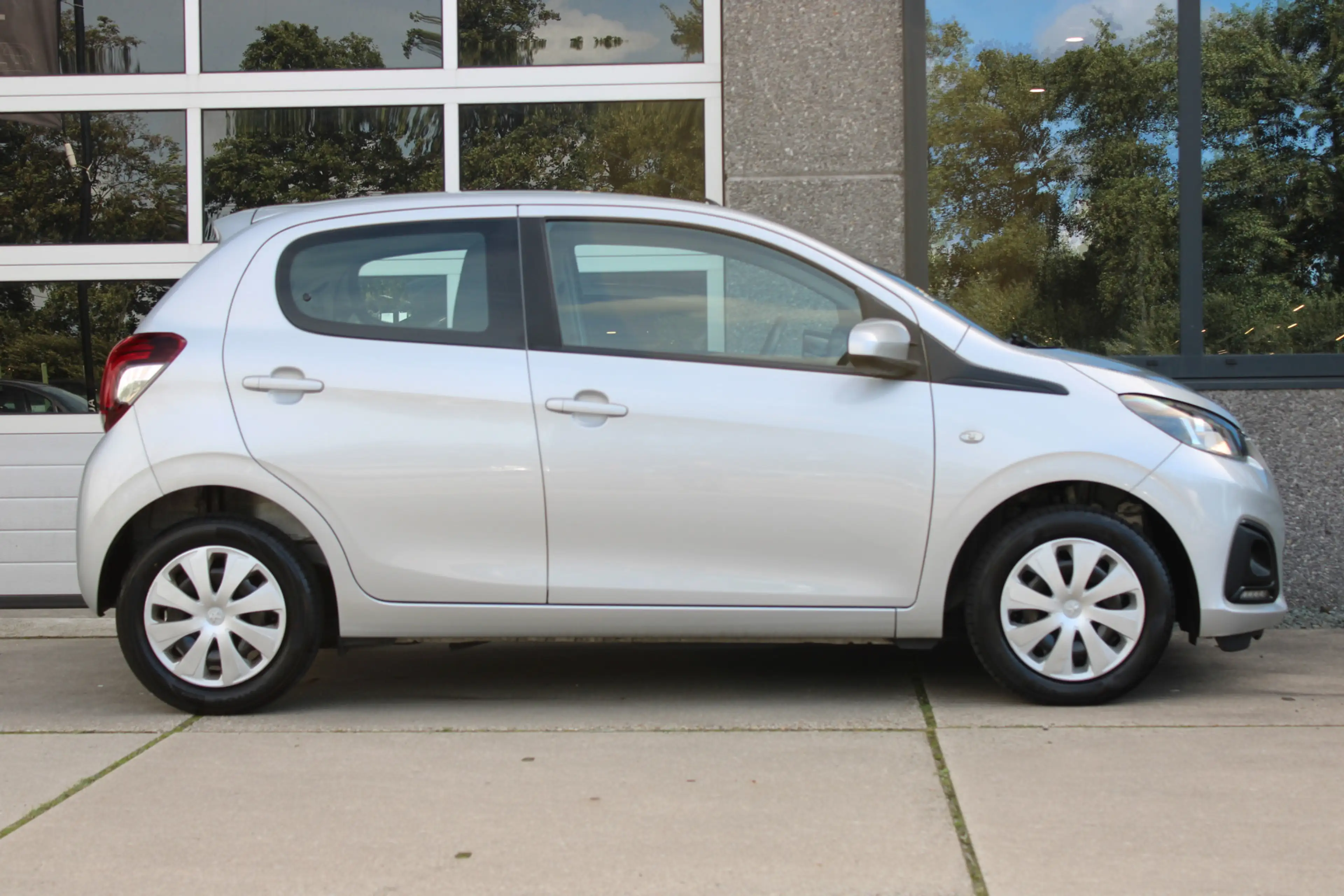 Peugeot 108 1.0 e-VTi Active TOP! 5 Deurs Bluetooth Airco — photo 4