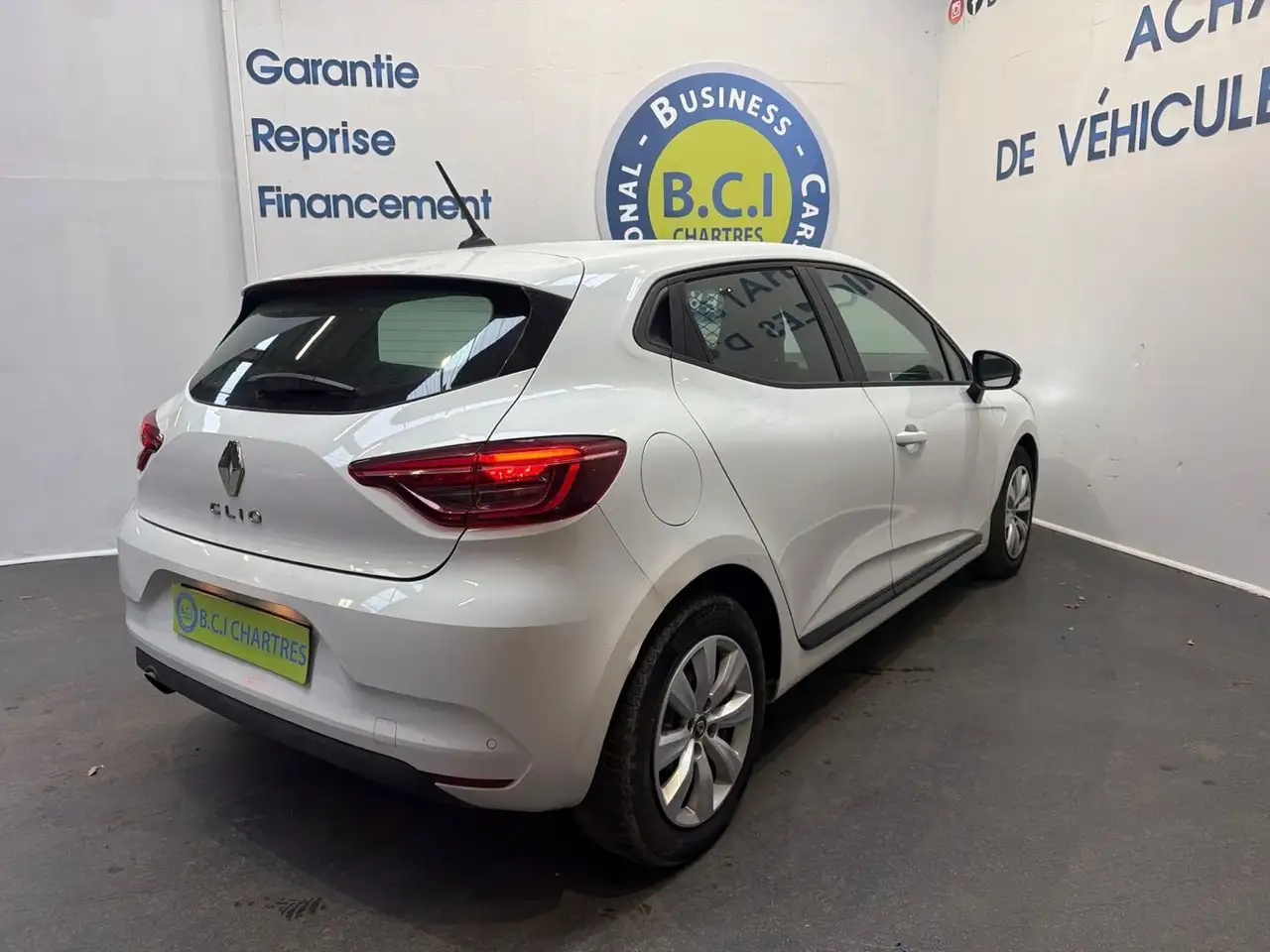 Renault Clio Citadine 5 portes — photo 7