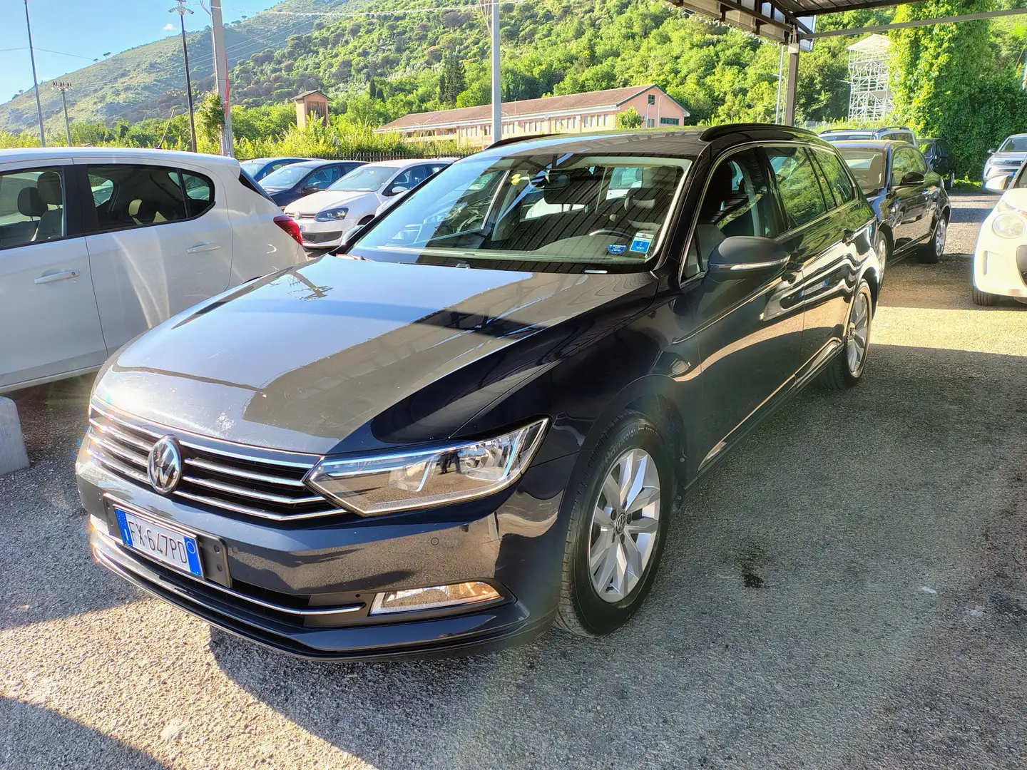 Volkswagen Passat Variant 1.4 TSI Trendline DSG BlueMotion Gris - 1