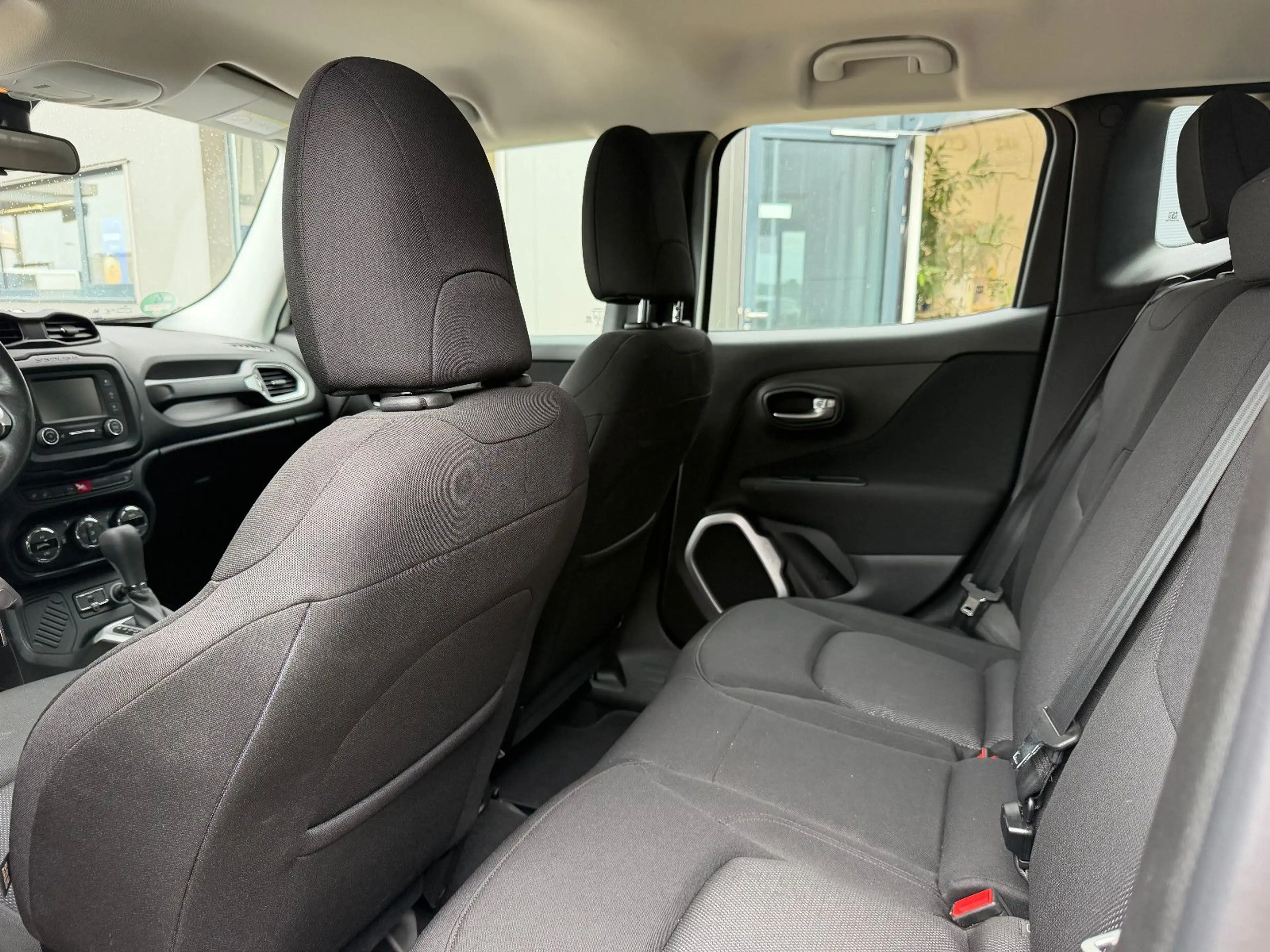 Jeep Renegade 1.4 Longitude FWD Automatik — photo 13