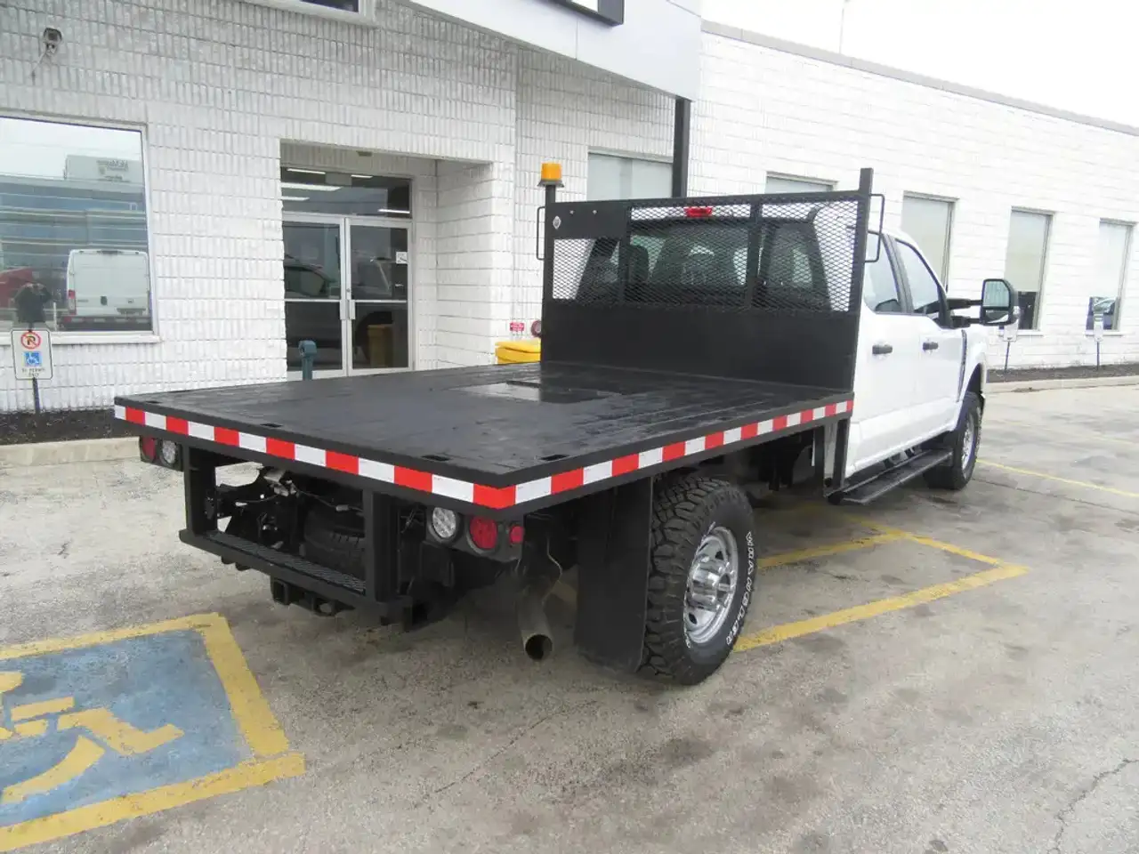 Ford F 350 снимка Ford F 350