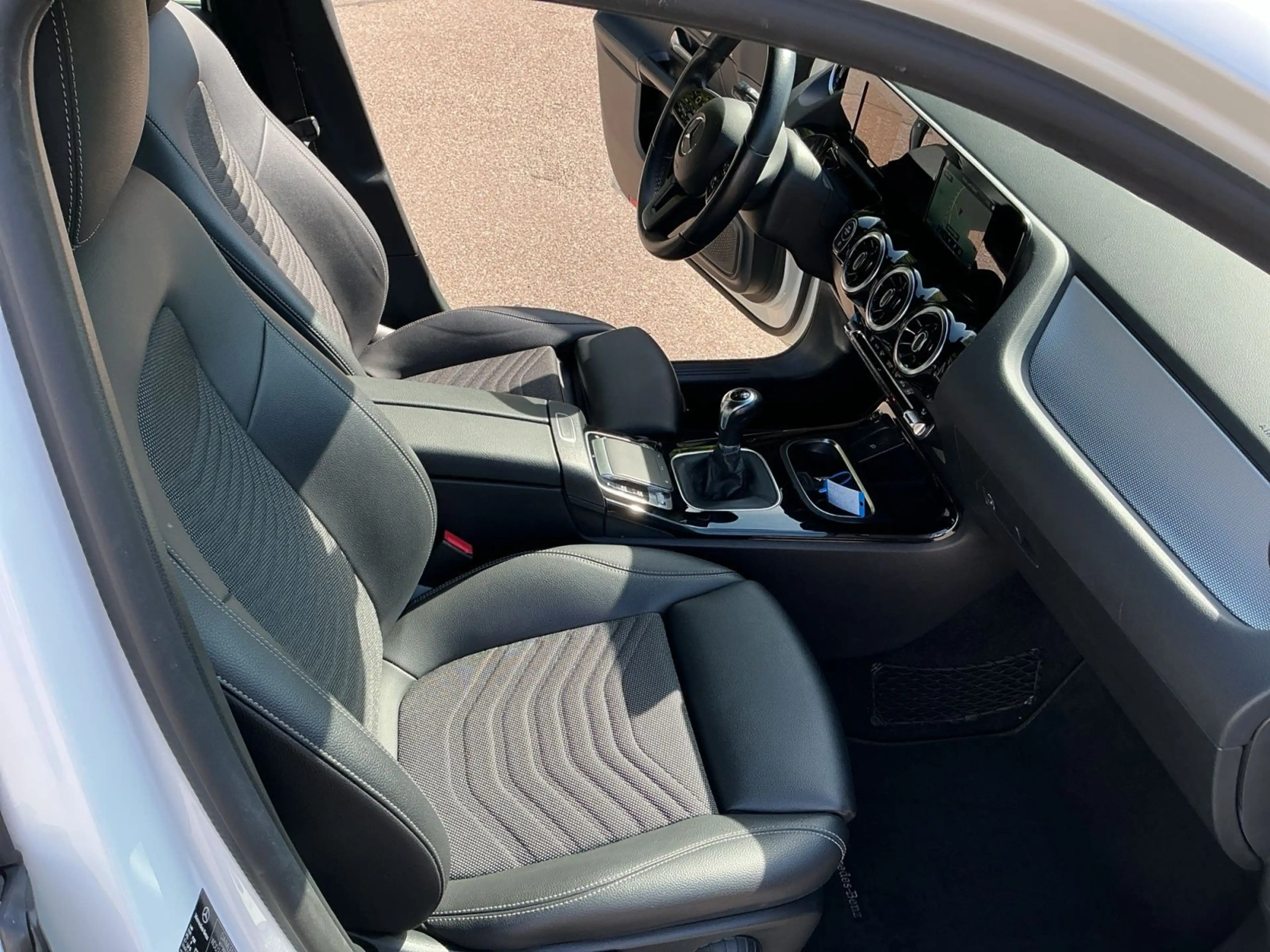Mercedes-Benz B 180 Style LED Navi — photo 13