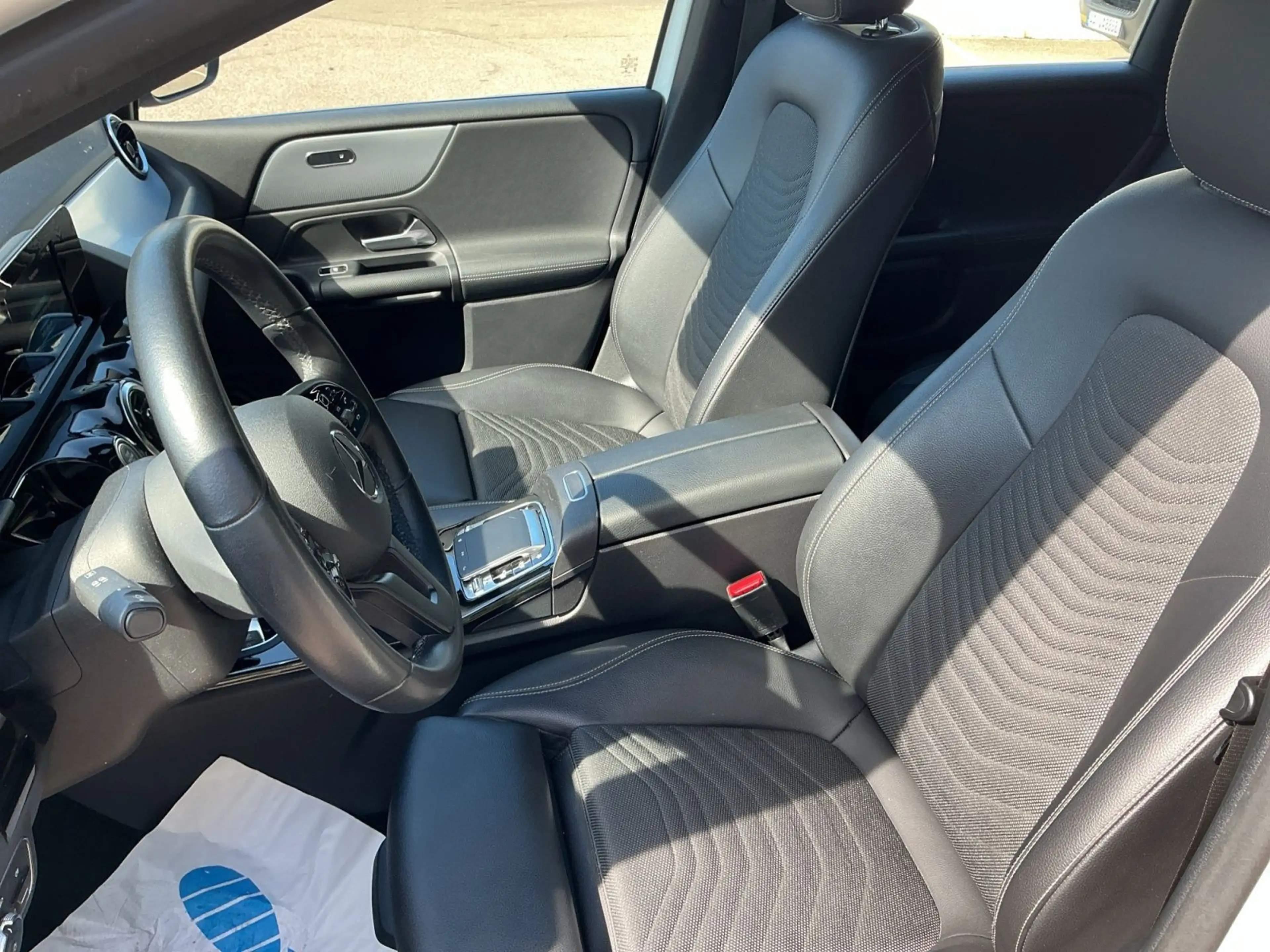 Mercedes-Benz B 180 Style LED Navi — photo 7