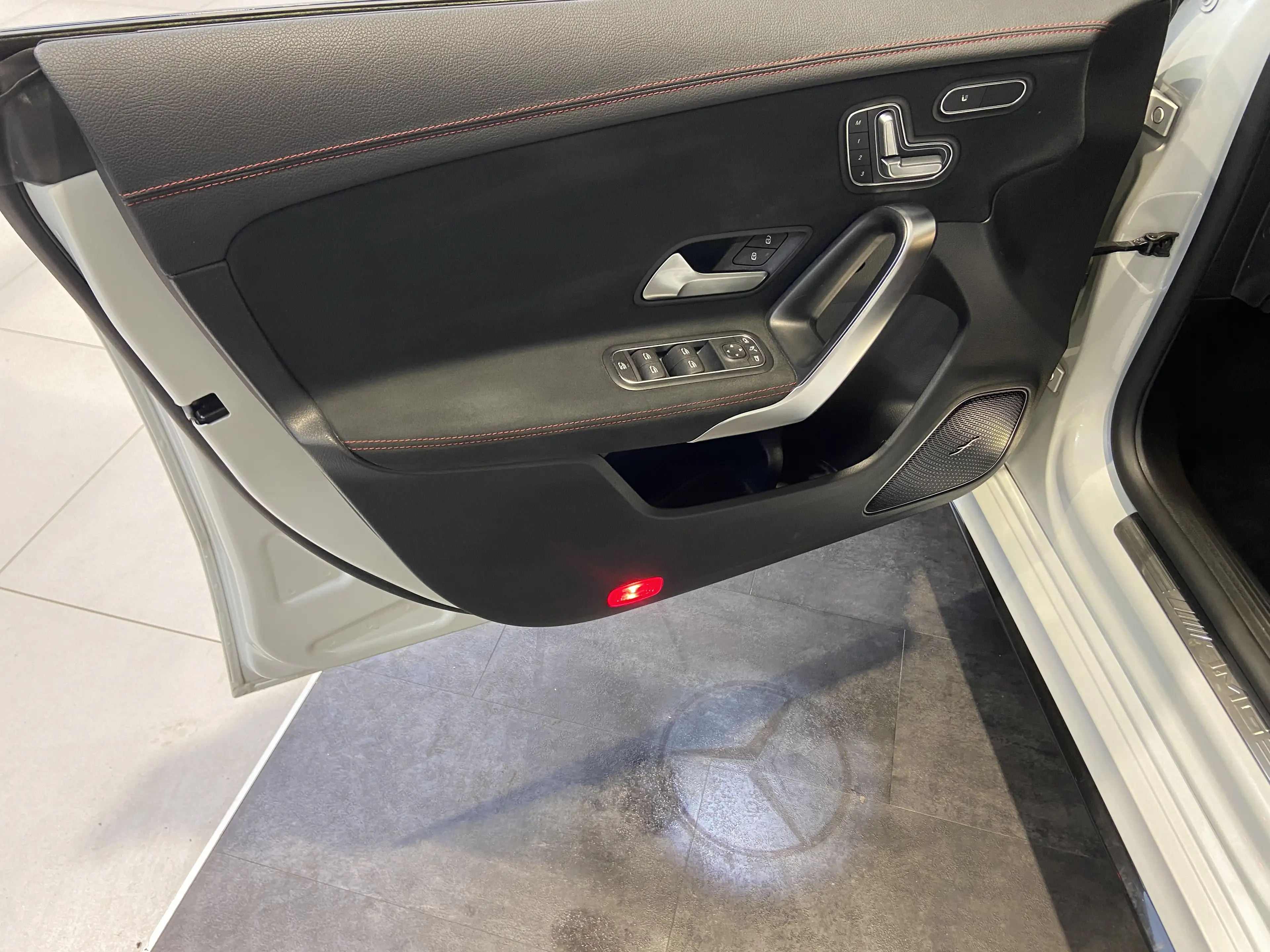 Mercedes-Benz CLA 45 AMG CLA 45 S 4-M performance seats dodehoek 360°camera — photo 11