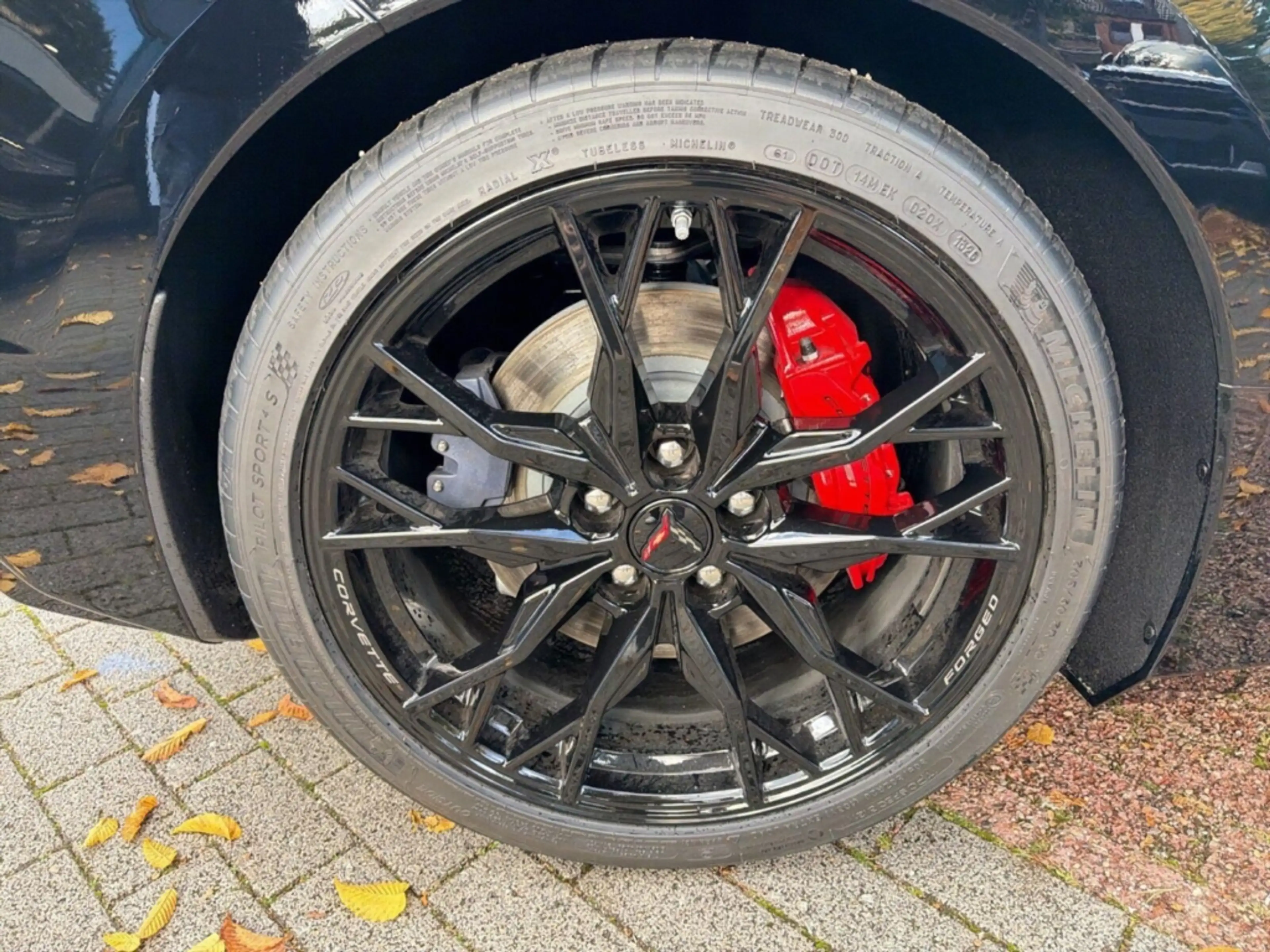 Corvette C8 Coupe 6.2 V8 MY26 3LT Facelift mit Werksgarantie — photo 8
