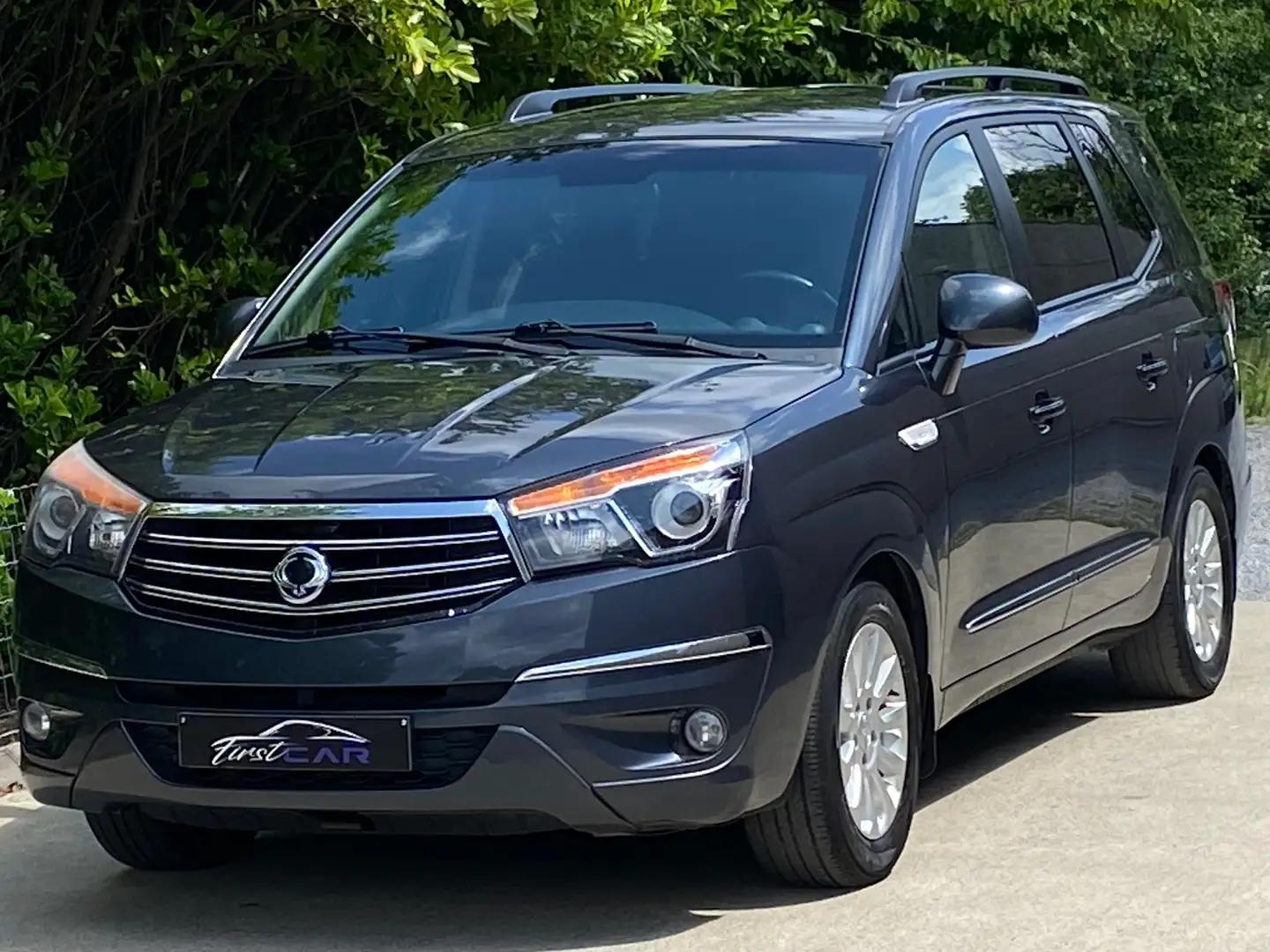 SsangYong Rodius 2.0 SV200e-XDi 2WD 155CV 7 pl CARNET NAVI CAMERA!! Gris - 1