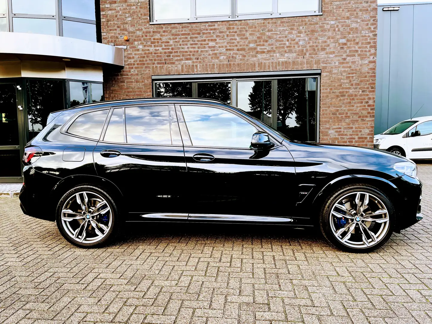 BMW X3 M BMW X3 - M40i xDrive -M-sport Pano - H&K - Head-up Negru - 2