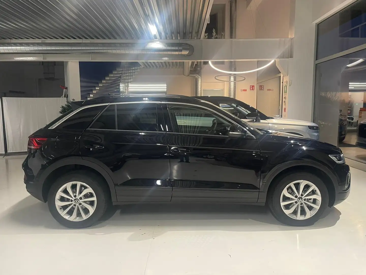 Volkswagen T-Roc 2.0 TDI Edition Plus 150Cv DSG Noir - 2