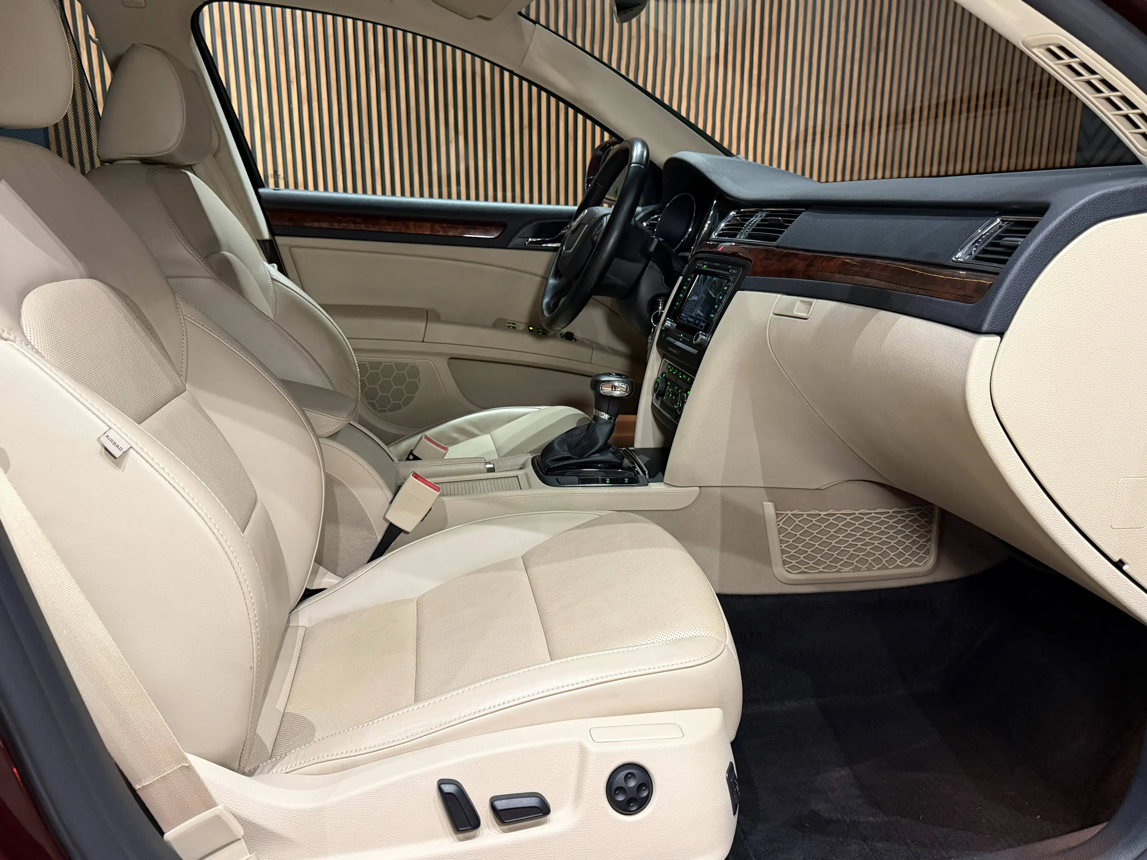 Skoda Superb SW✅1.8 TSI DSG 12 Maanden GARANTIE Memory Leder Verw+Gekoelde Zetels Navi Xenon Trekhaak — photo 8