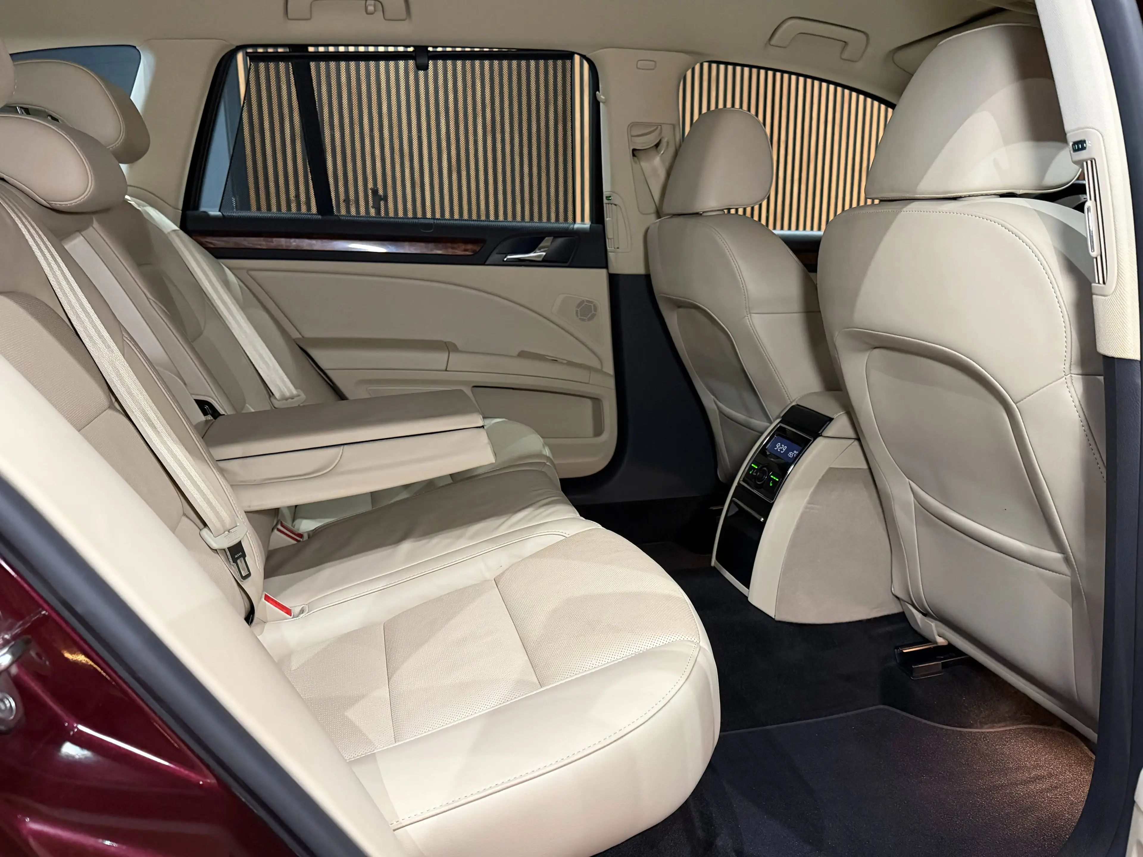 Skoda Superb SW✅1.8 TSI DSG 12 Maanden GARANTIE Memory Leder Verw+Gekoelde Zetels Navi Xenon Trekhaak — photo 9