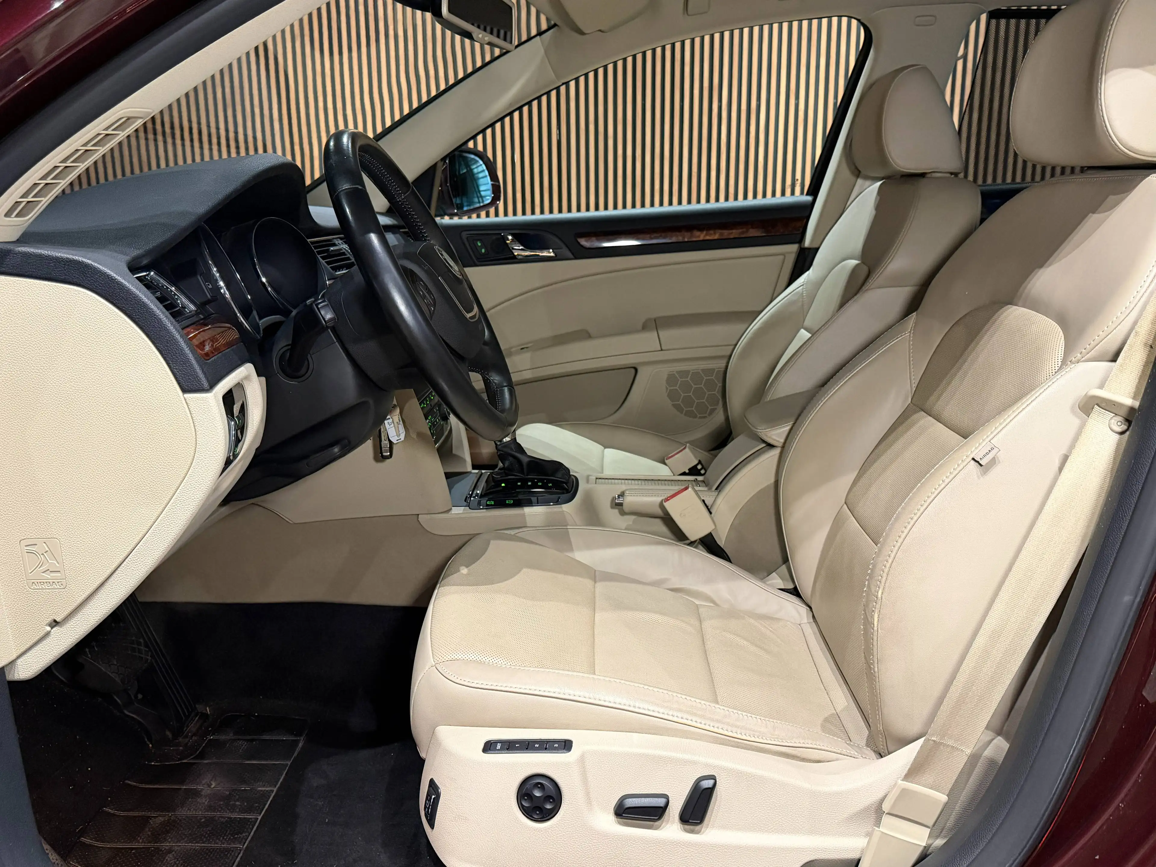 Skoda Superb SW✅1.8 TSI DSG 12 Maanden GARANTIE Memory Leder Verw+Gekoelde Zetels Navi Xenon Trekhaak — photo 10