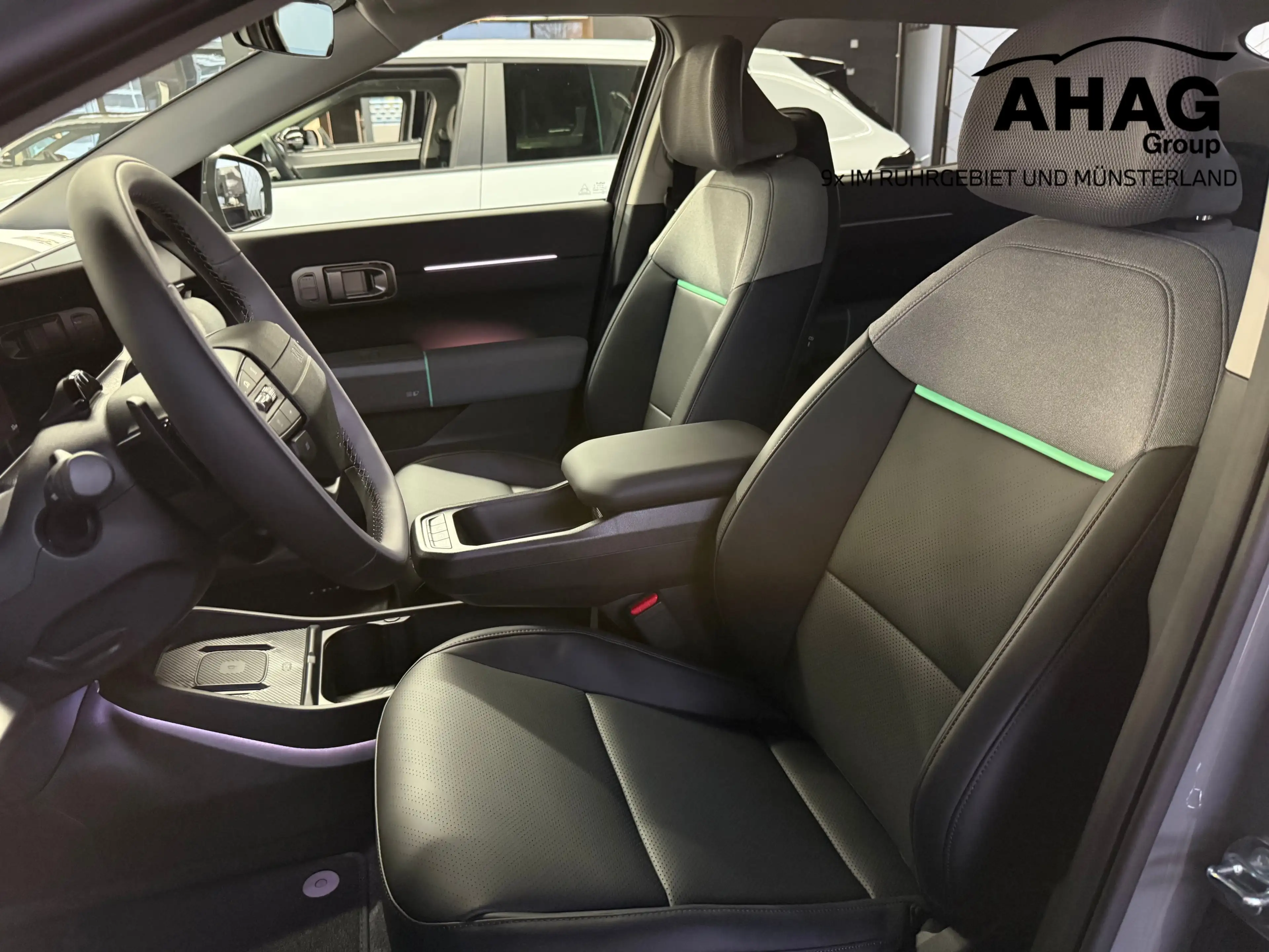 Kia EV4 Fastback 150 kW Earth — photo 4