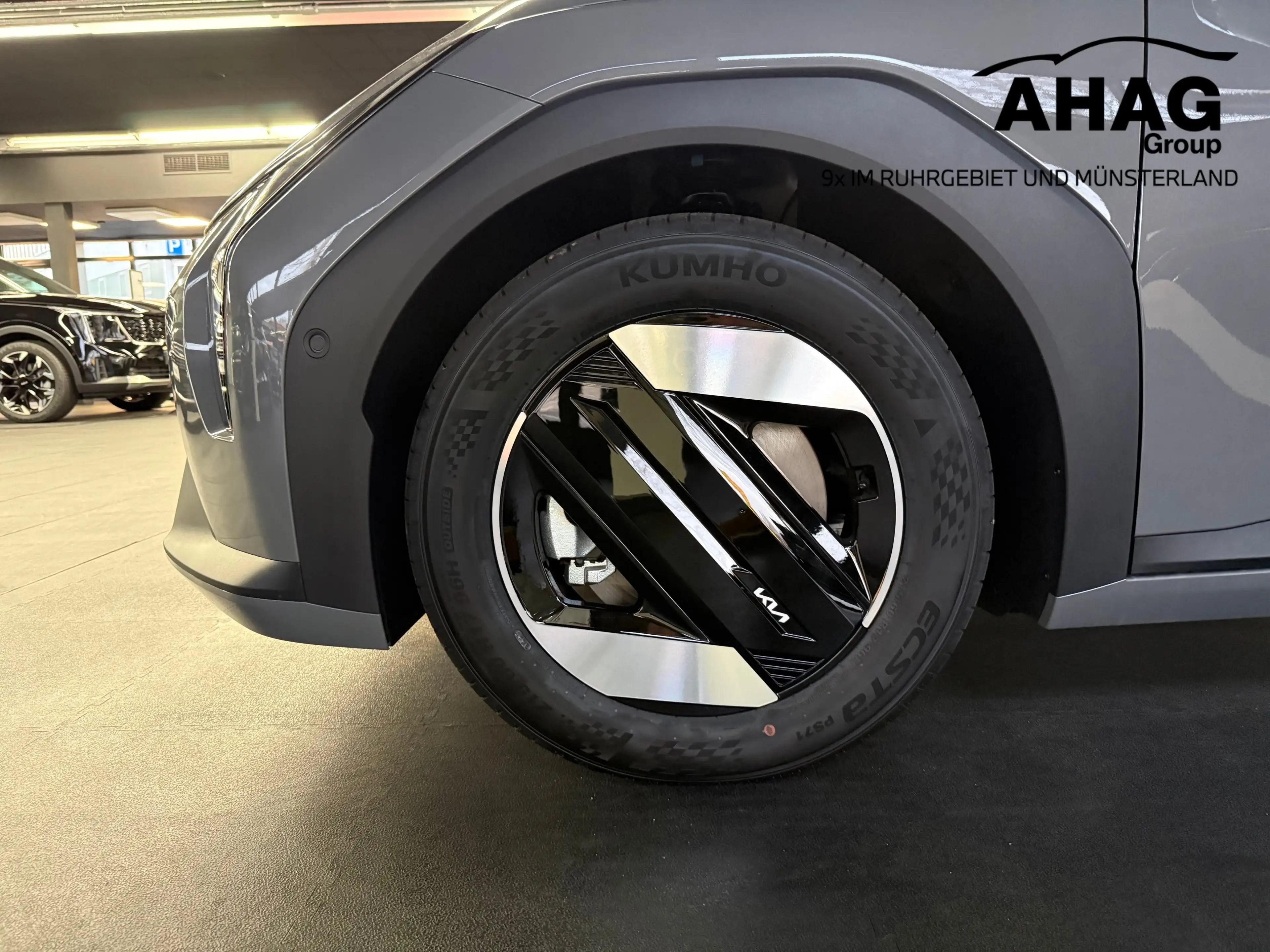 Kia EV4 Fastback 150 kW Earth — photo 9