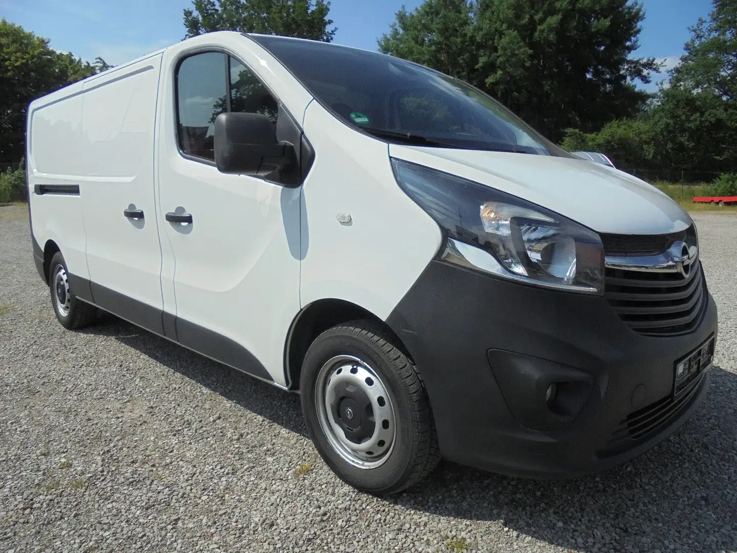 Opel Vivaro 16 CDTI Kasten L2H1 Klima 1. Hand Weiß - 1