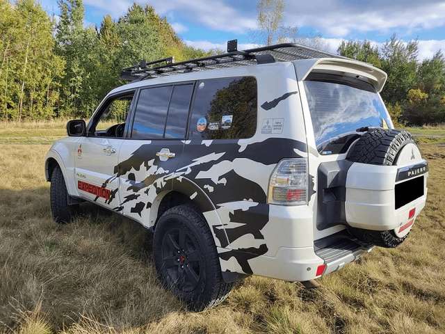 Mitsubishi Pajero Pajero 3.8 V6 Automatik Instyle