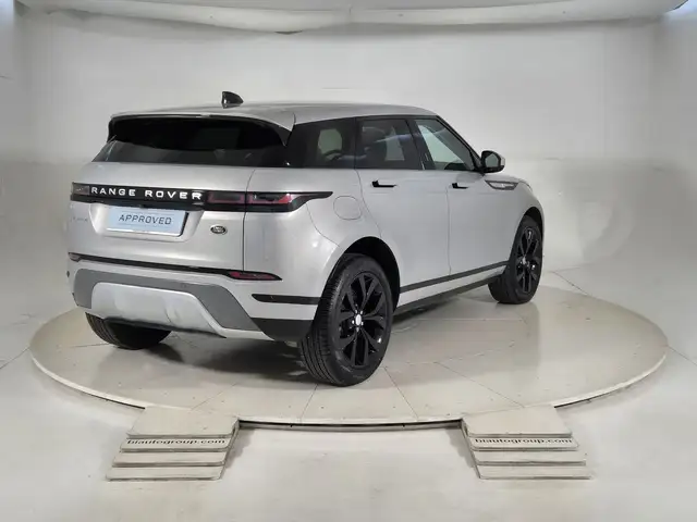 Land Rover Range Rover Evoque view 2