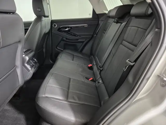 Land Rover Range Rover Evoque view 5