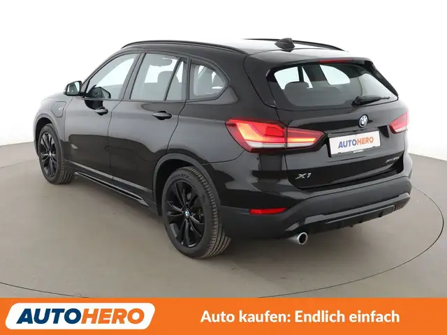 BMW X1 view 4