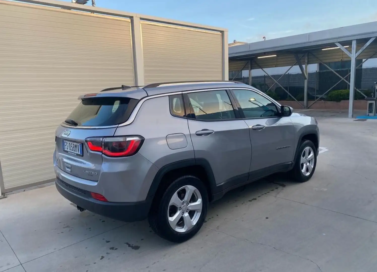 Jeep Compass 2.0 mjt Limited 4wd 140cv auto - 2