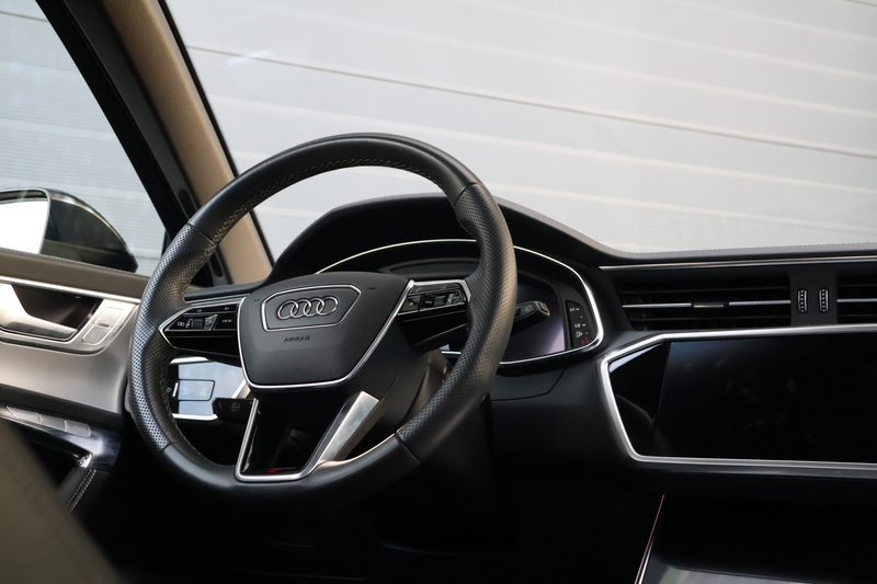 Audi A6 Avant 55 TFSI e quattro S edition Competition Matr — photo 15