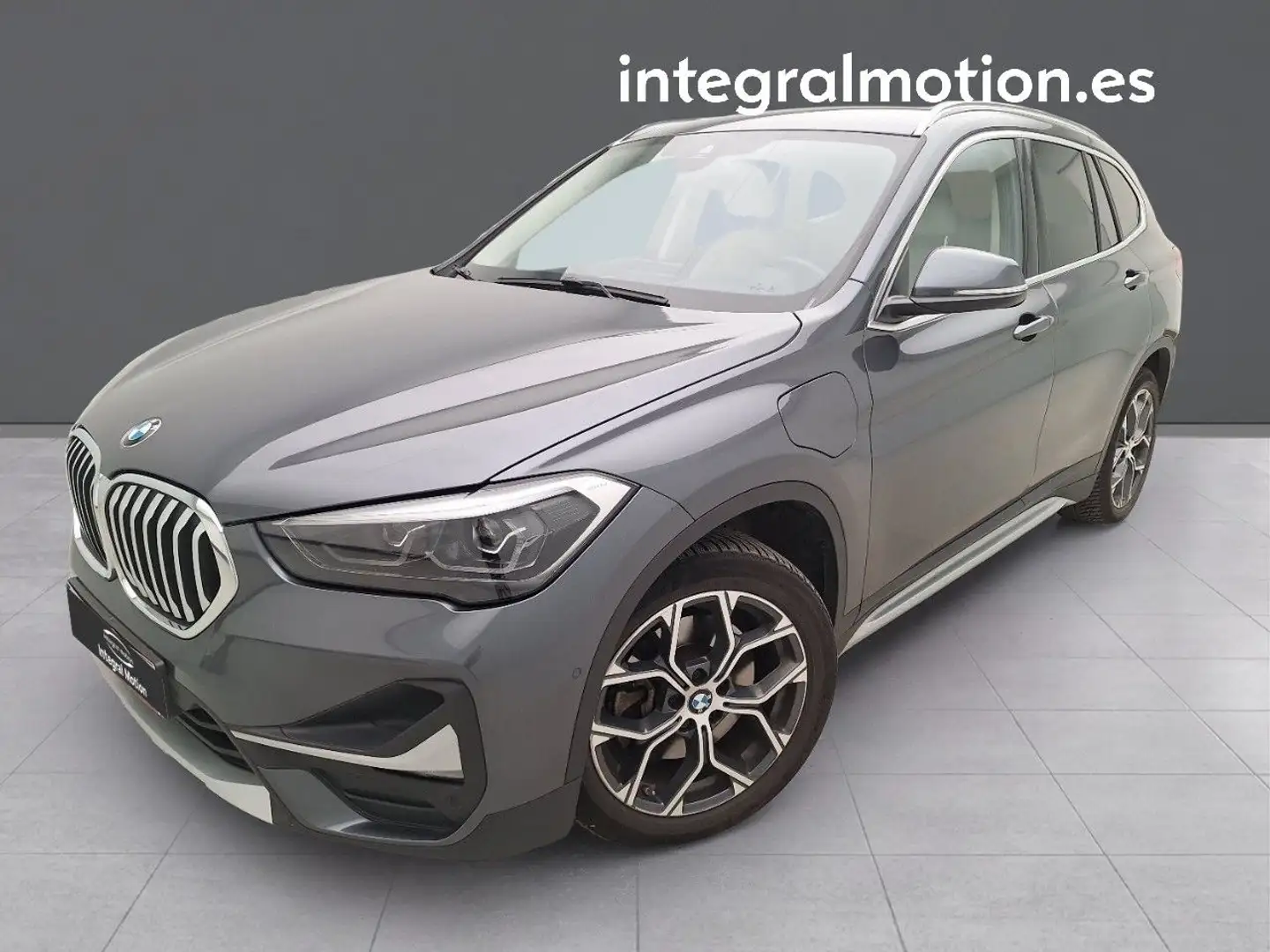 BMW X1 xDrive25e Gris - 1