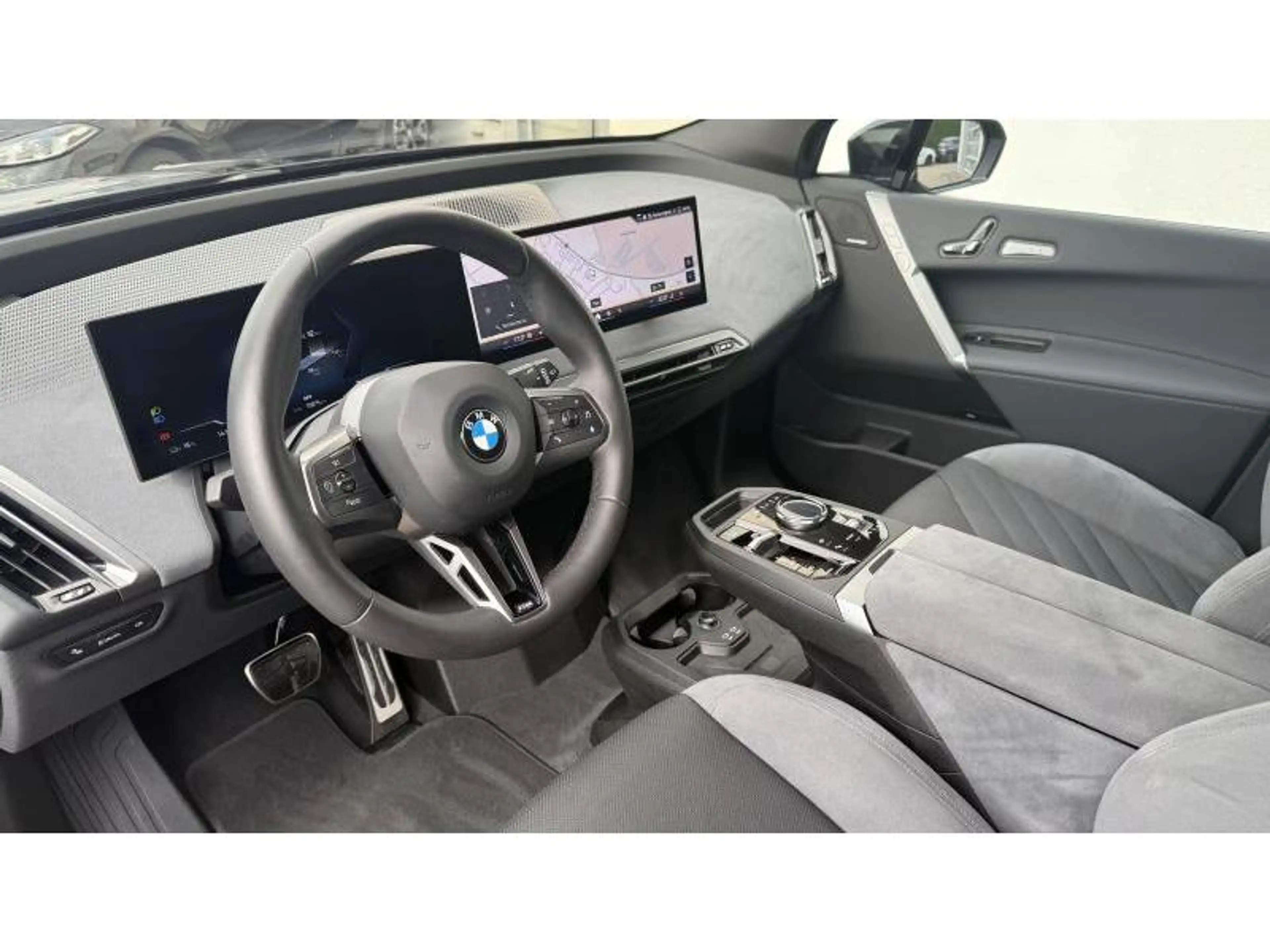 BMW iX 45 xDrive M Sport Pack Pro Attache Remorque Harman — photo 6