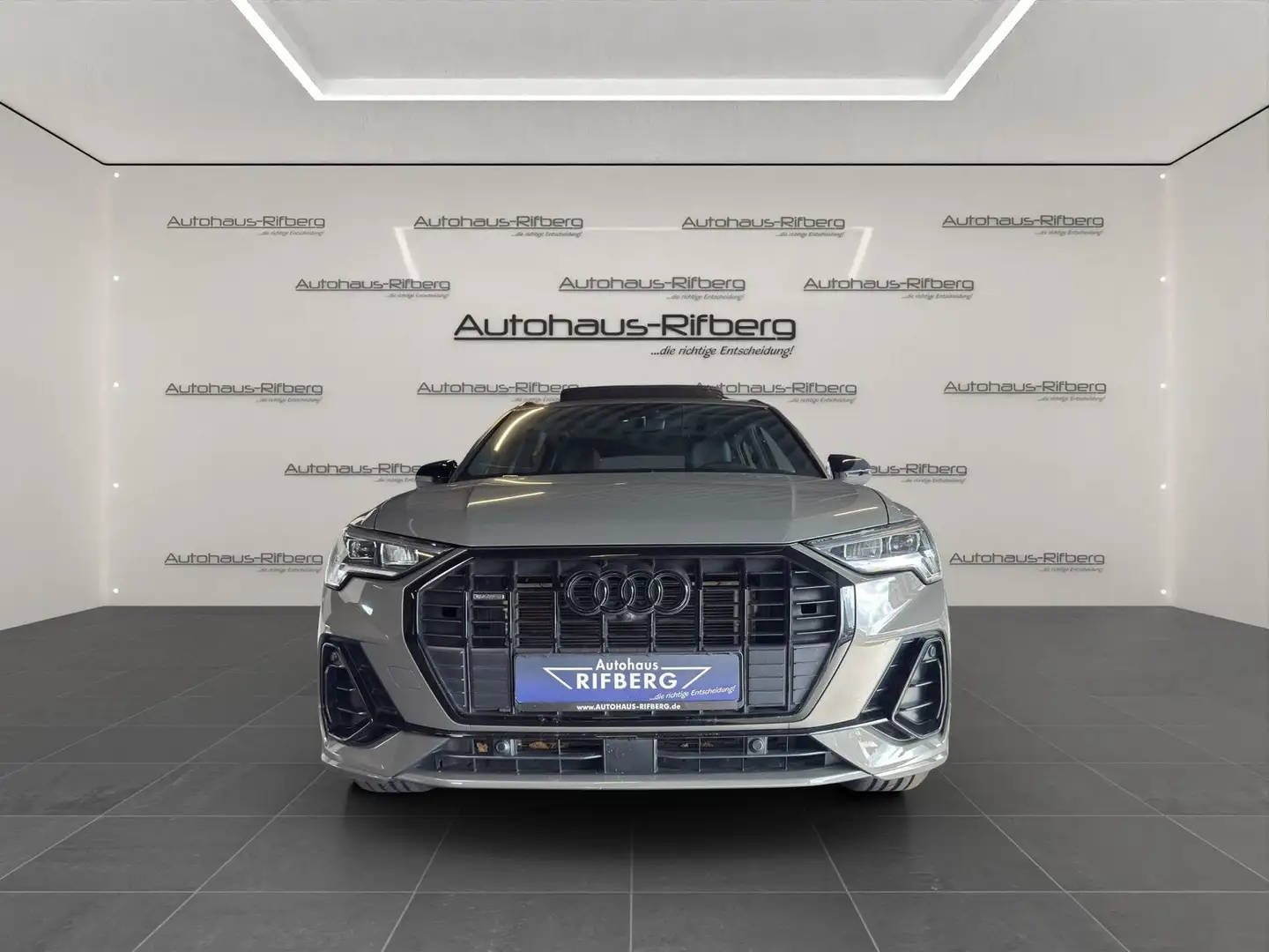 Audi Q3 35 TDI Q S-line AHK/Navi/Pano/LED/360°/Sound Gris - 2