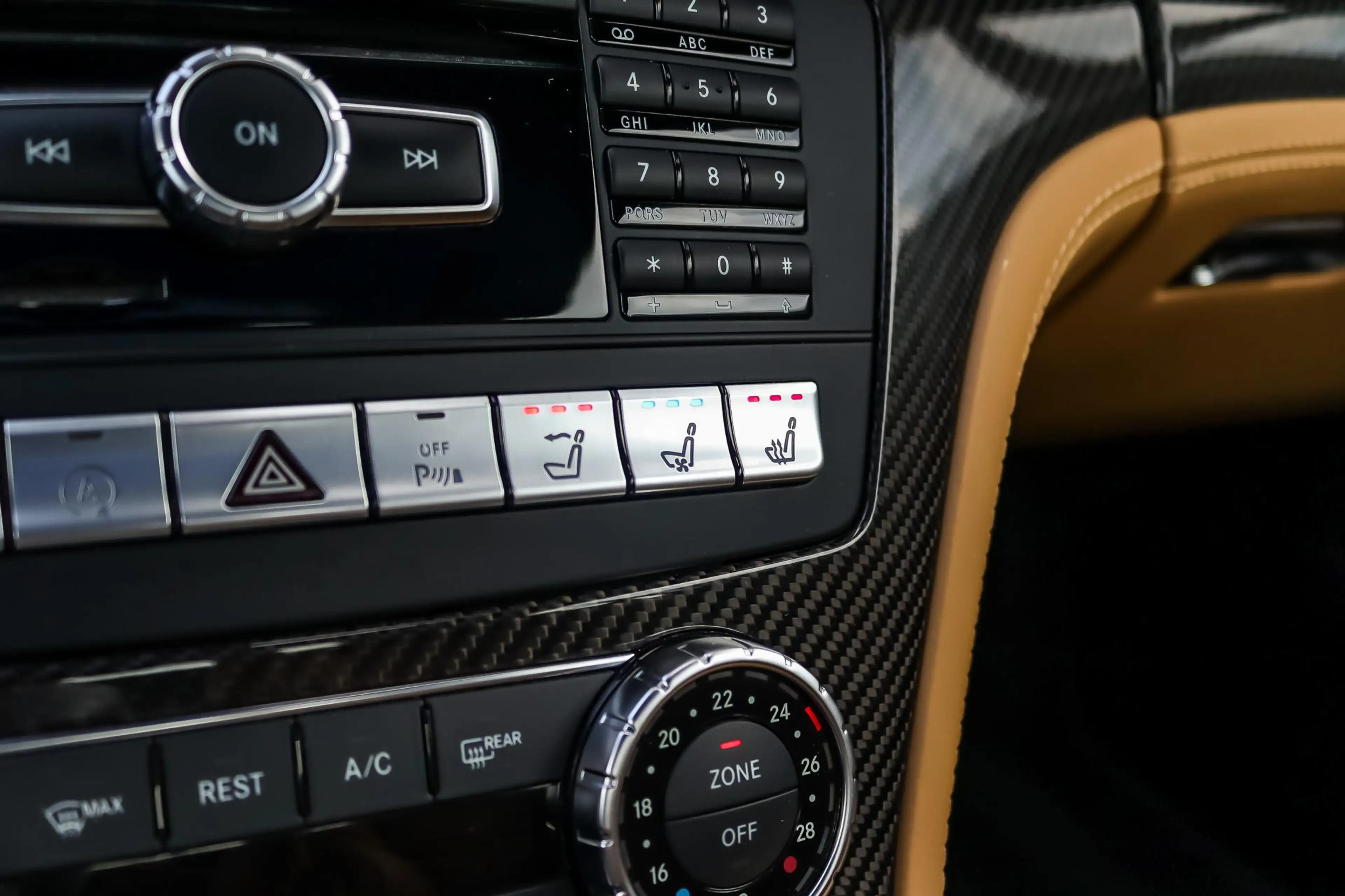 Mercedes-Benz SL 63 AMG 2LOOK Edition — photo 14