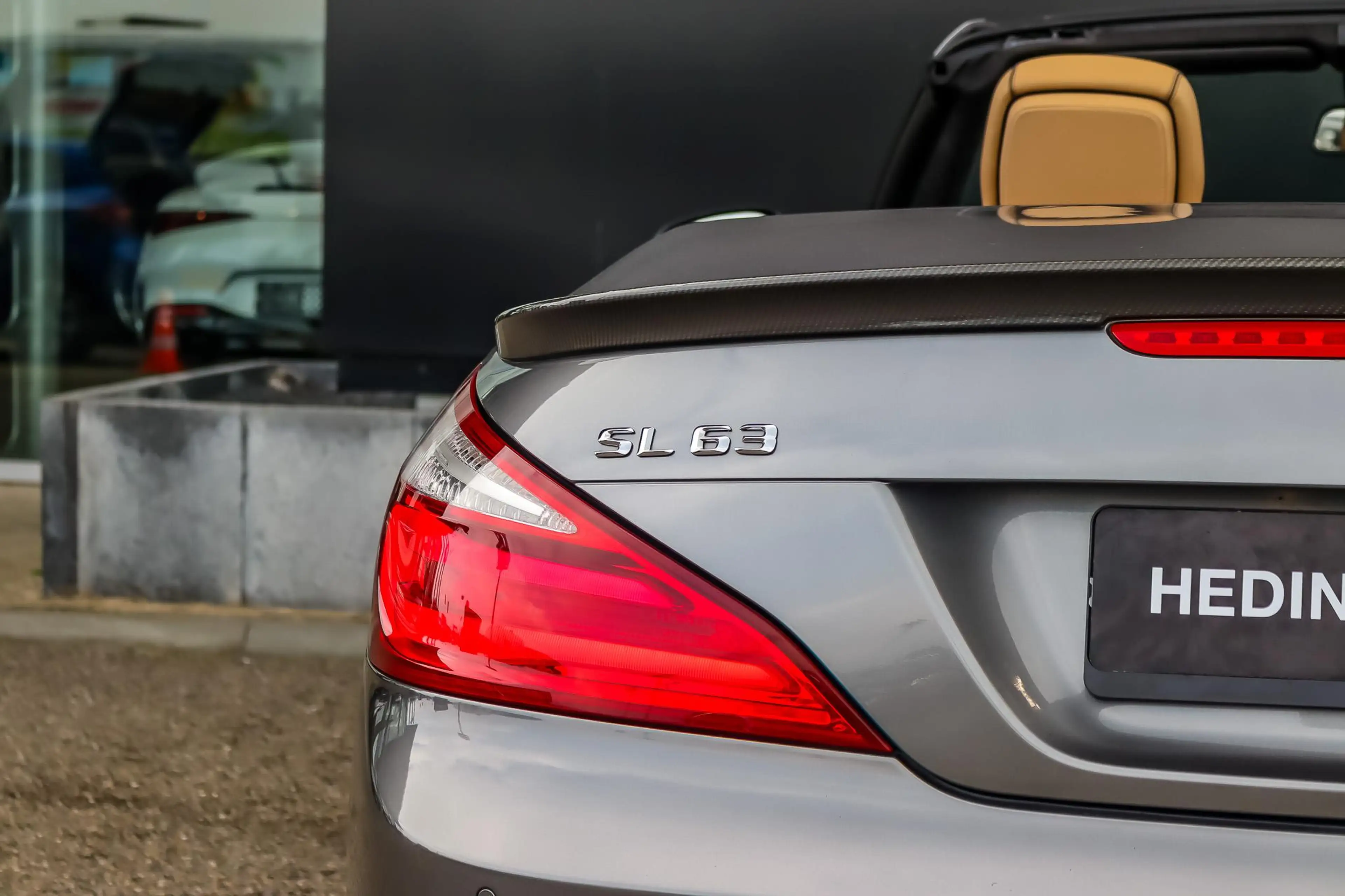 Mercedes-Benz SL 63 AMG 2LOOK Edition — photo 5