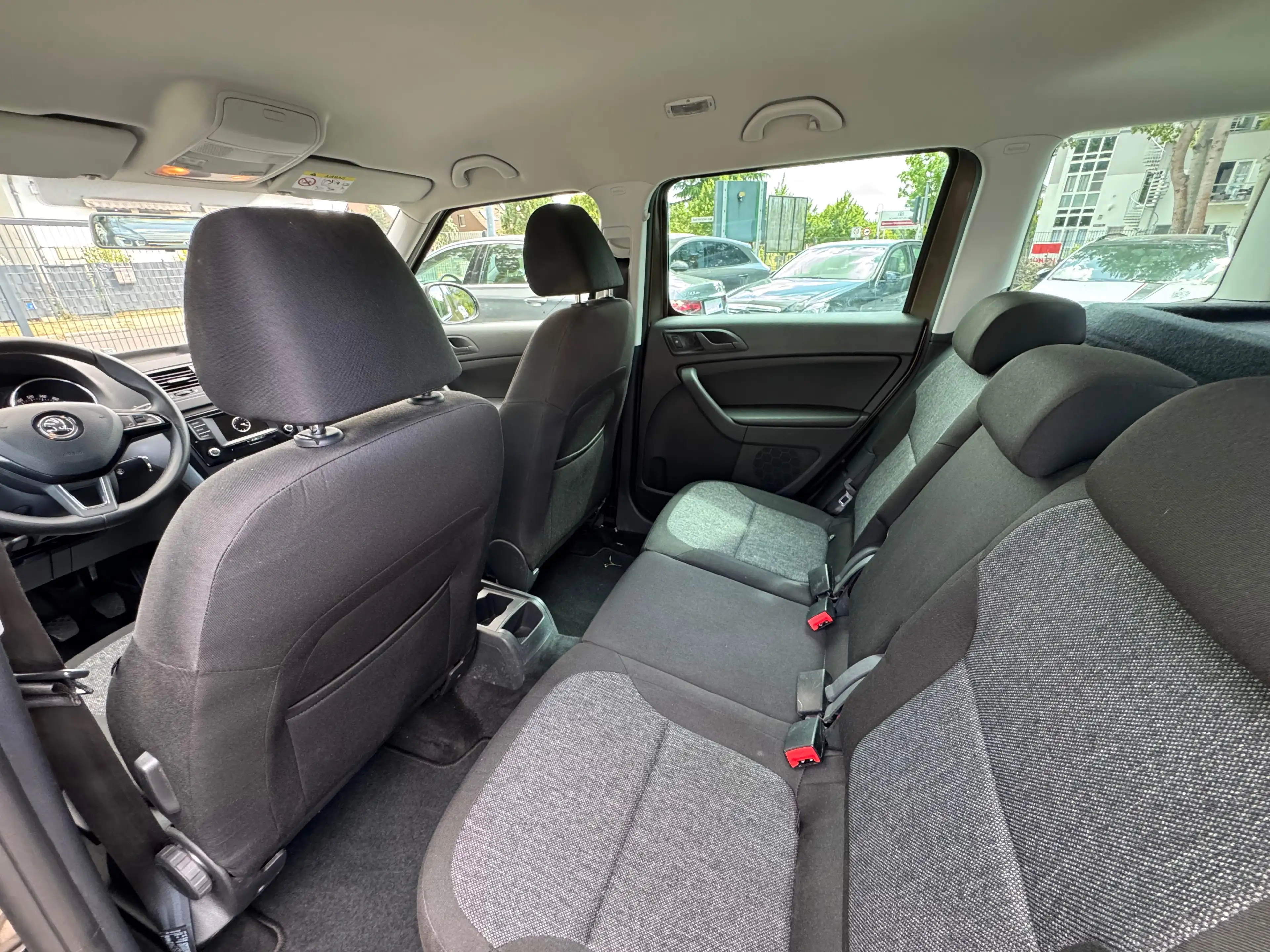 Skoda Yeti Cool Edition — photo 10