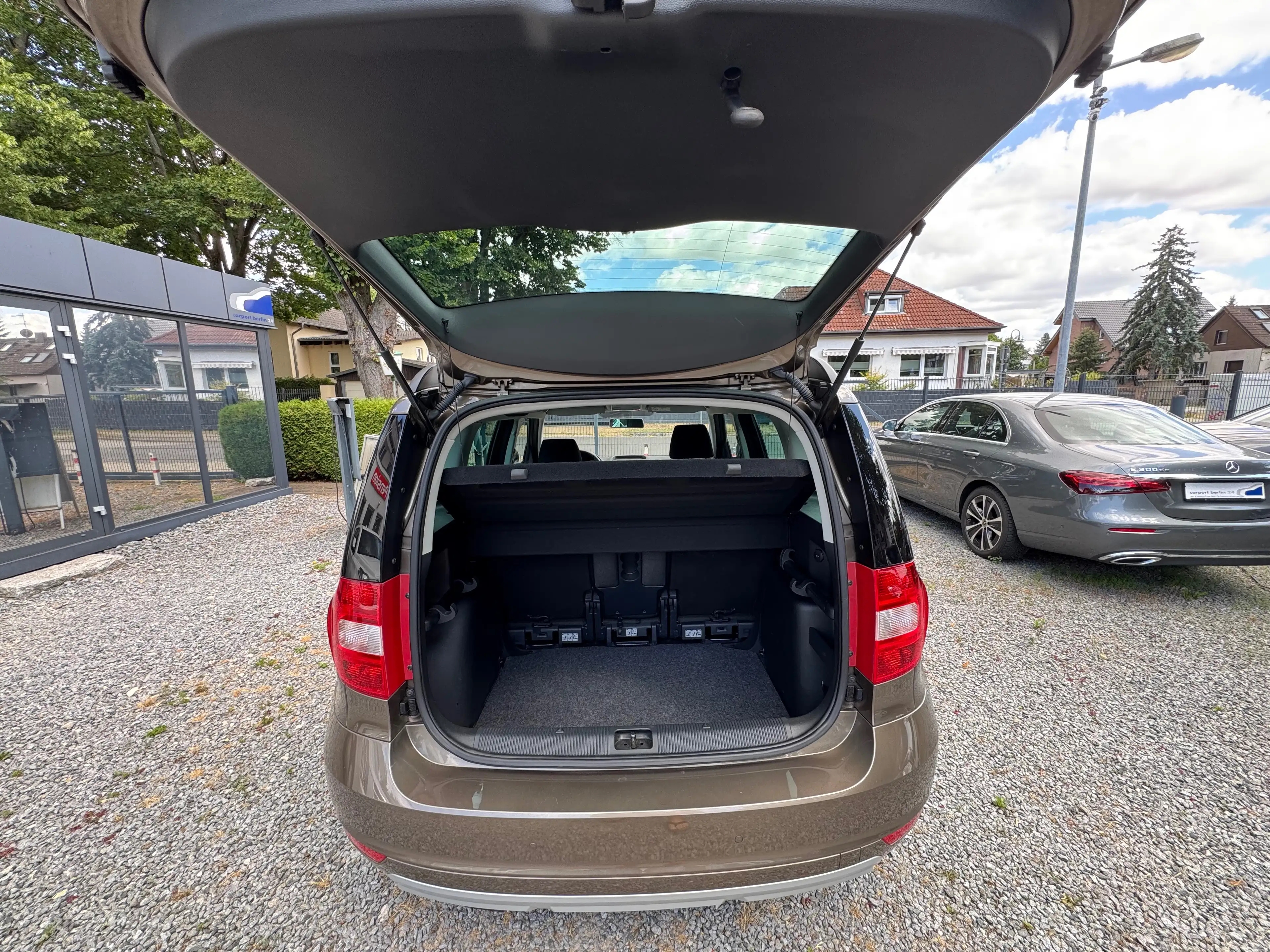 Skoda Yeti Cool Edition — photo 12