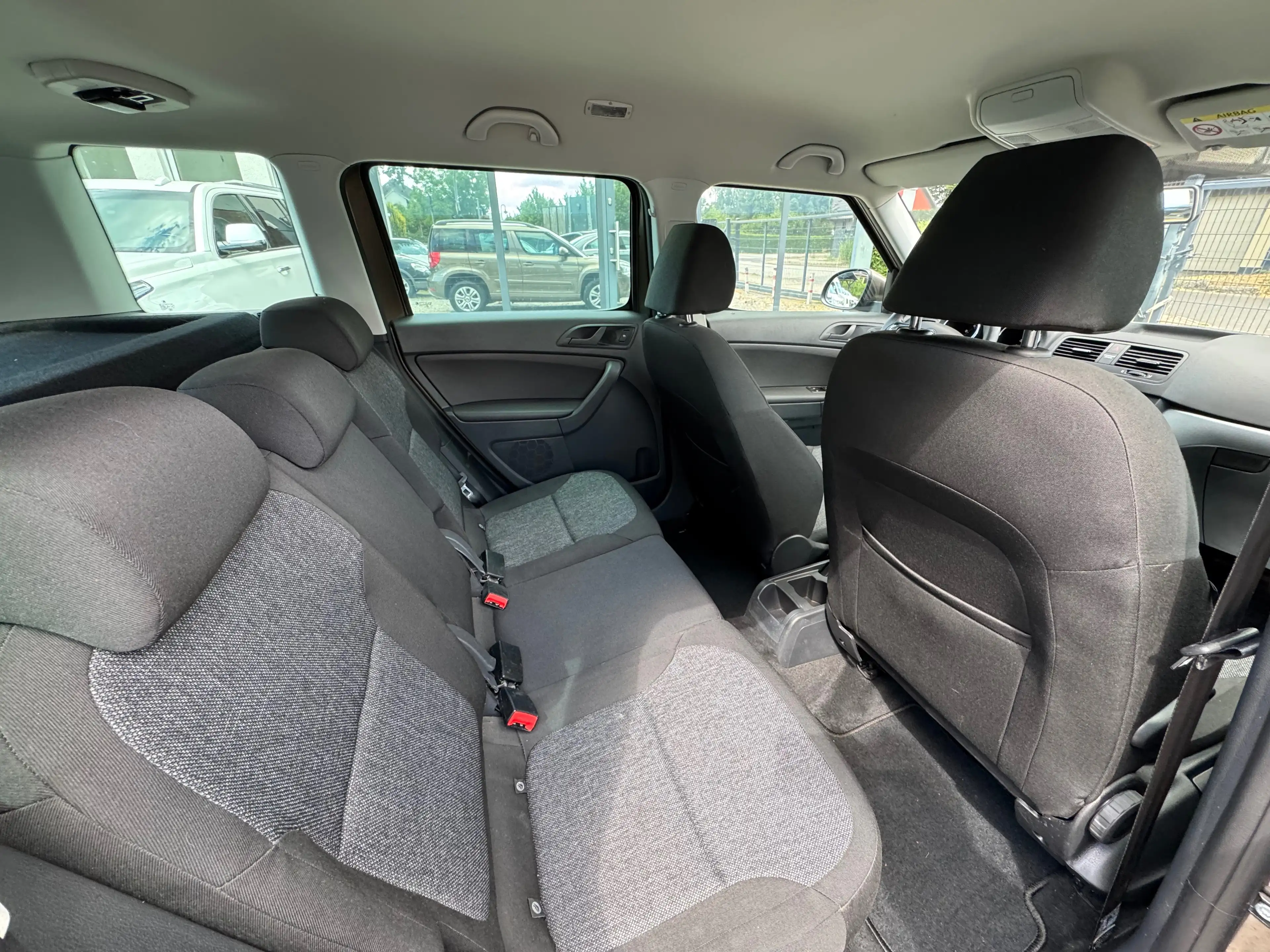 Skoda Yeti Cool Edition — photo 13