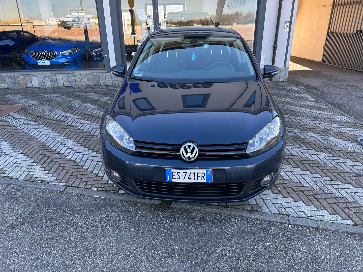 Volkswagen Golf 5p 1.6 tdi Comfortline NEOPATENTATI Blue - 2