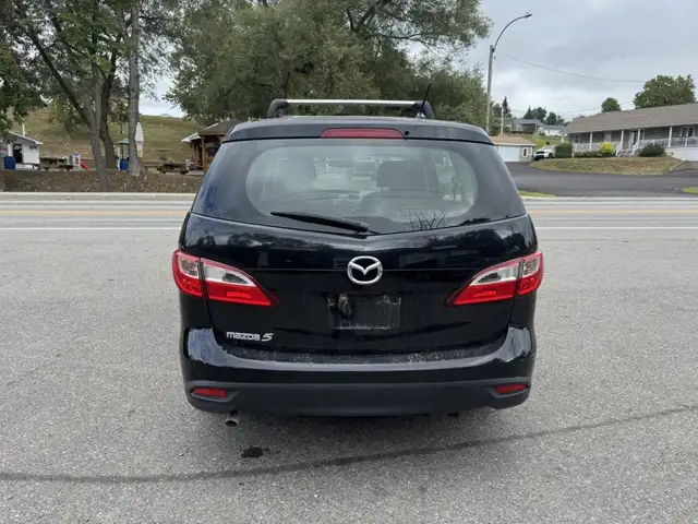 Mazda 5 2012 — photo 6