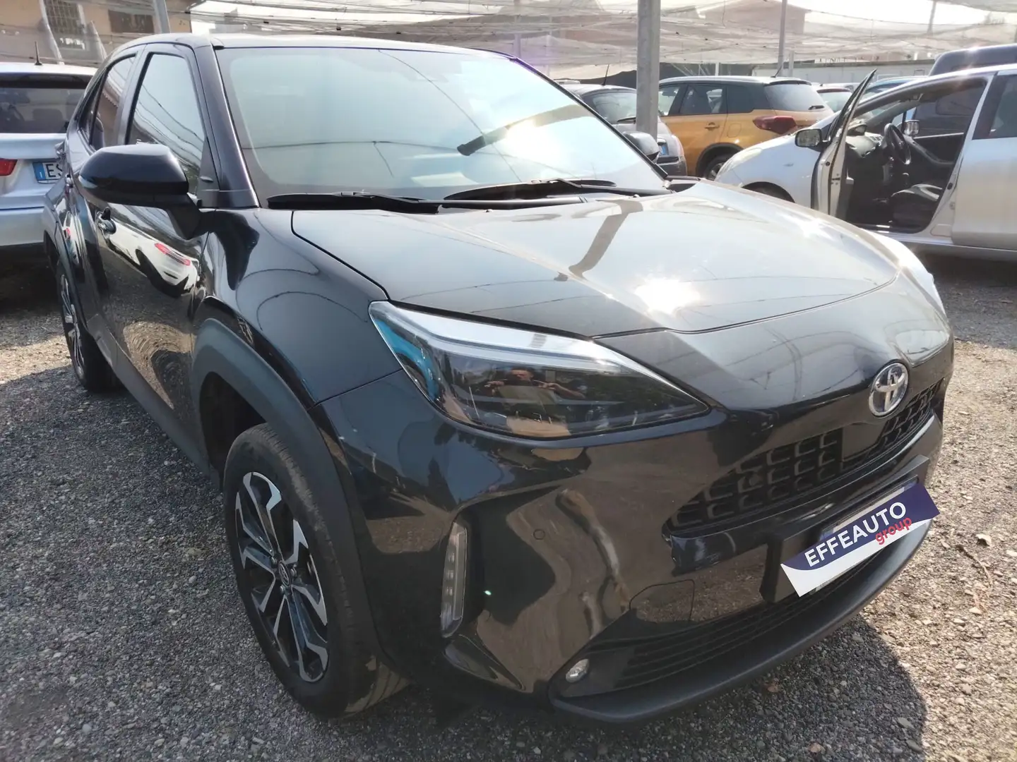 Toyota Yaris Cross Cross 1.5h Trend awd-i 116cv e-cvt Nero - 1