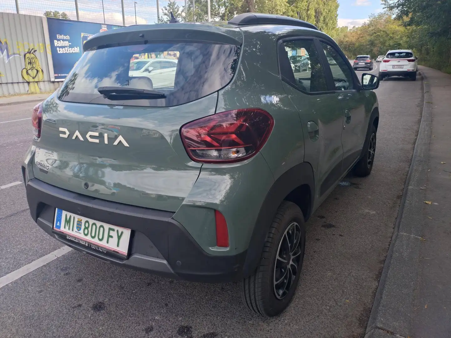 Dacia Spring Spring 26,8kWh Expression Expression Grün - 2
