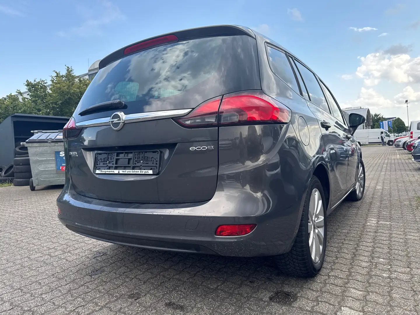 Opel Zafira Tourer Argent - 2