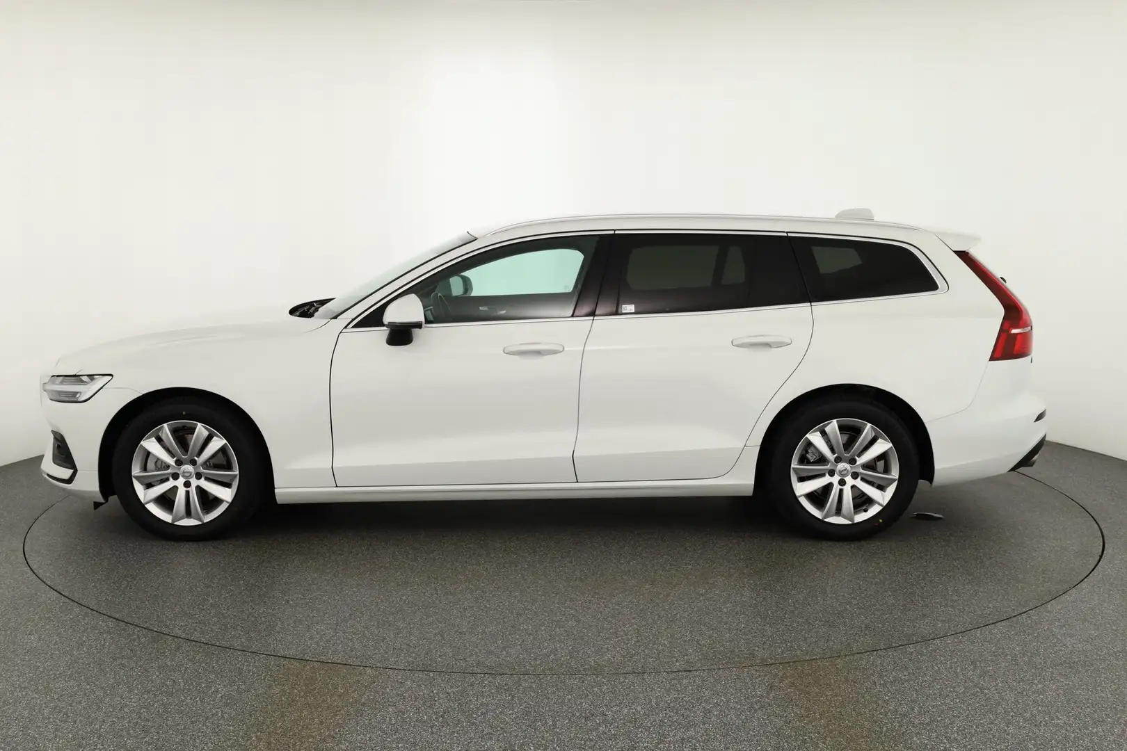 Volvo V60 D4 Momentum Pro LED Kamera Navi Sitzheizung Blanc - 2