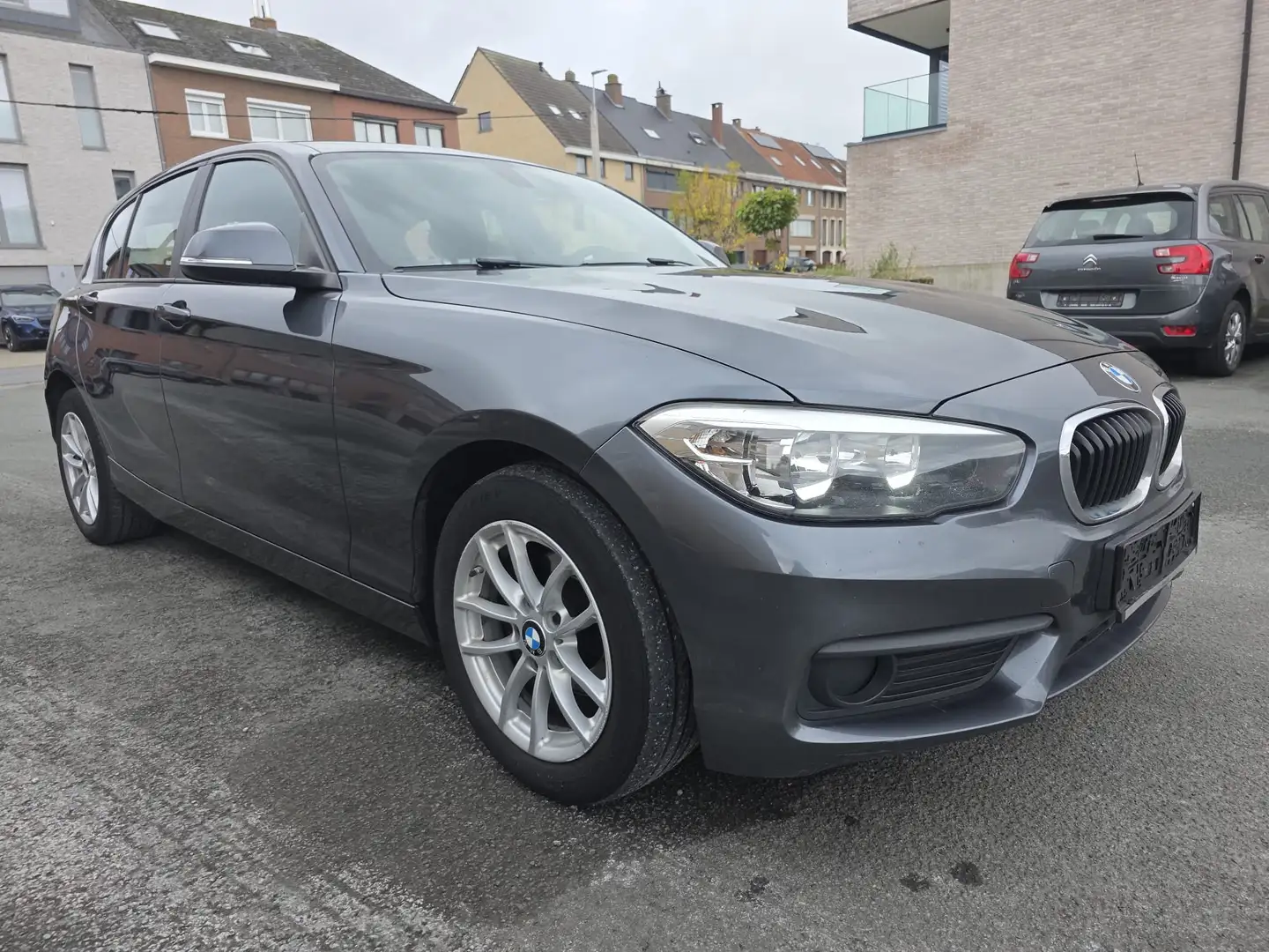 BMW 114 114 d EURO6B Gris - 2