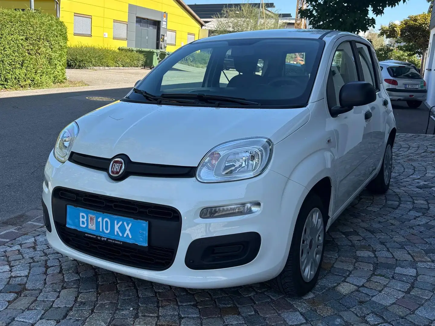 Fiat Panda Panda 1,2 70 Lounge Plus Lounge Plus Weiß - 2