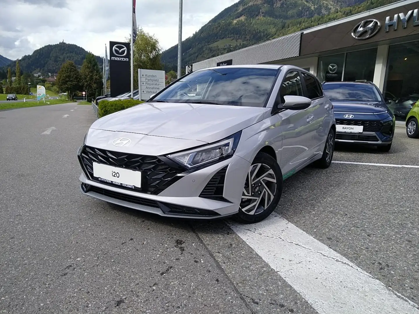 Hyundai i20 (BC3) GO Plus 1.0 T-GDI b6bu1-OO2/O4 Schwarz - 2