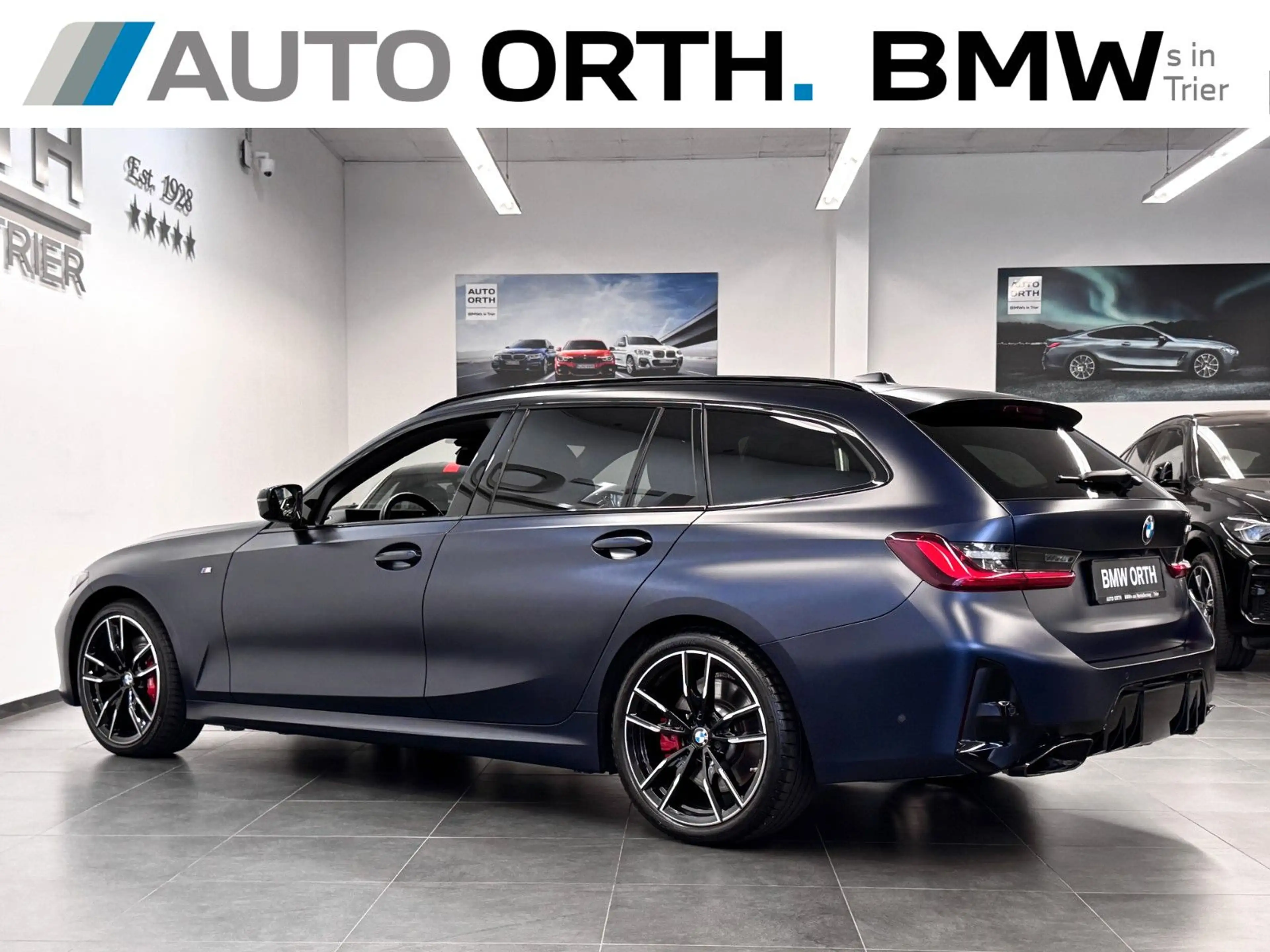 BMW 340 xDrive Touring M-SPORT-PRO **INDIVIDUAL** — photo 4